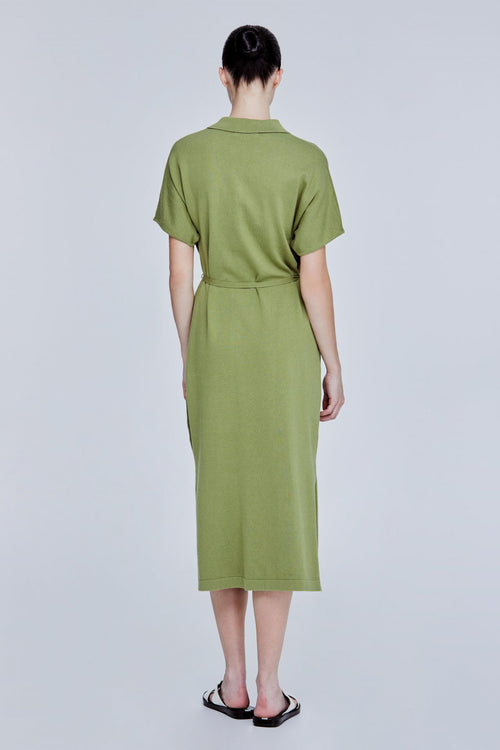 color:OLIVE