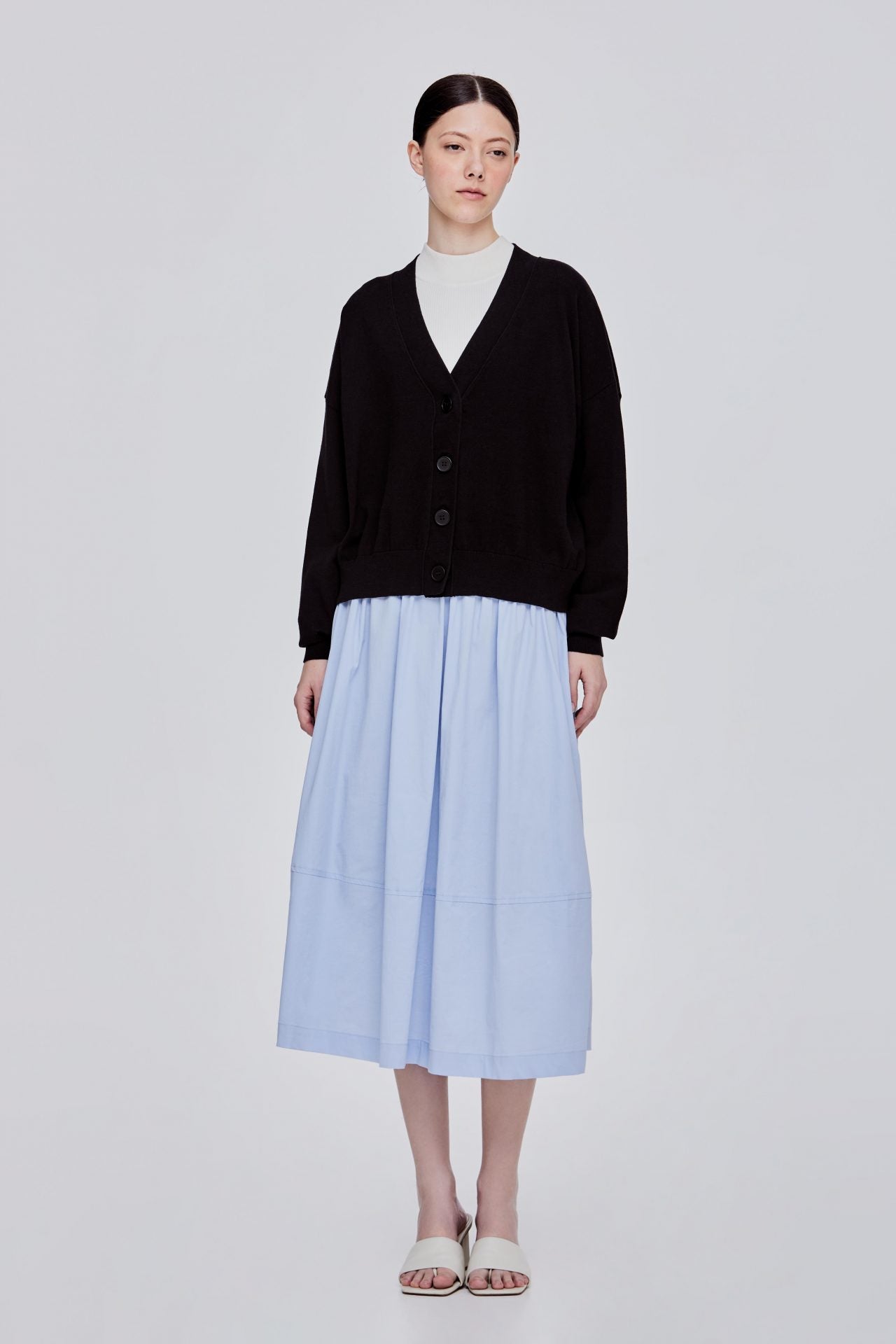 color:NOIR