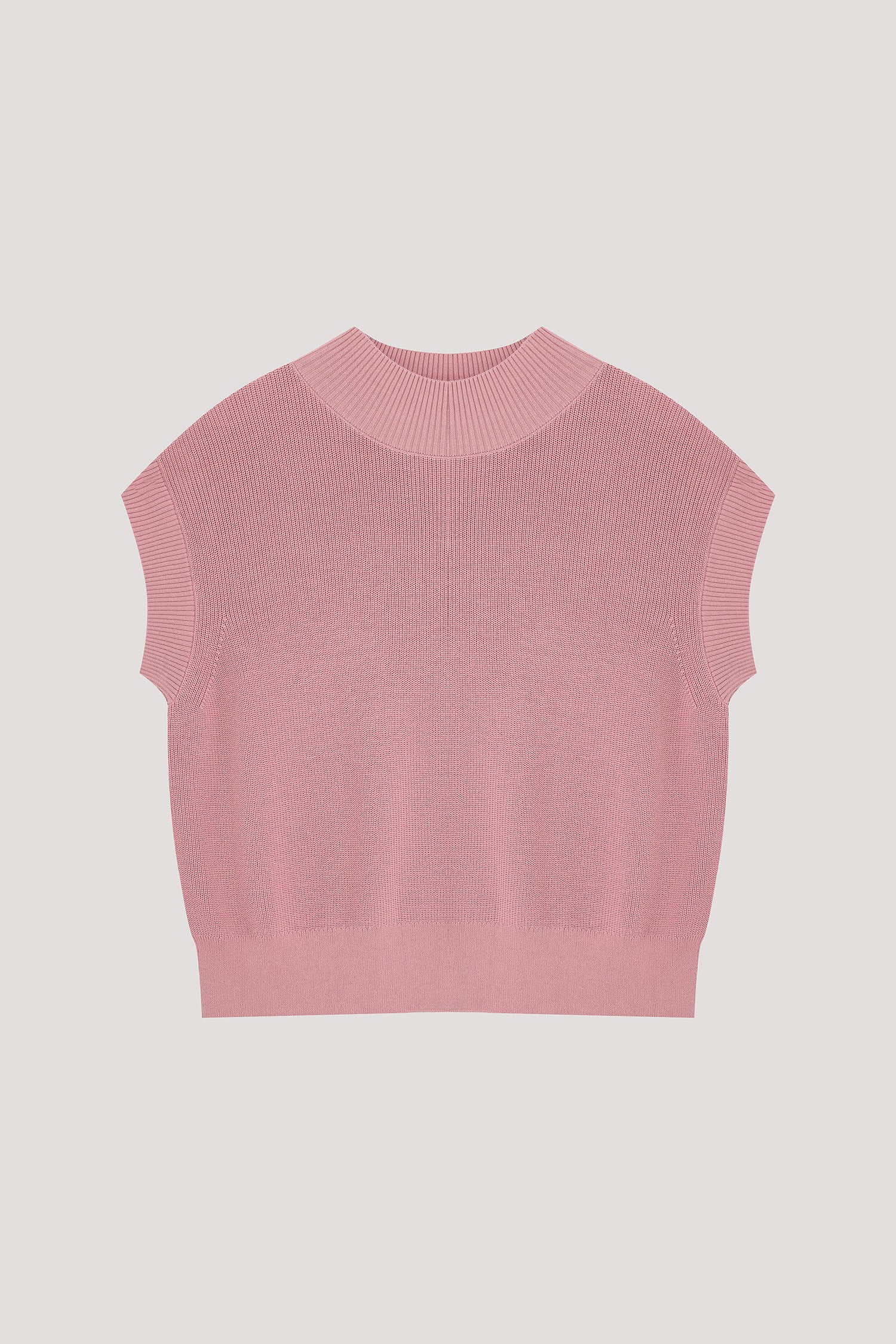 color:PINK