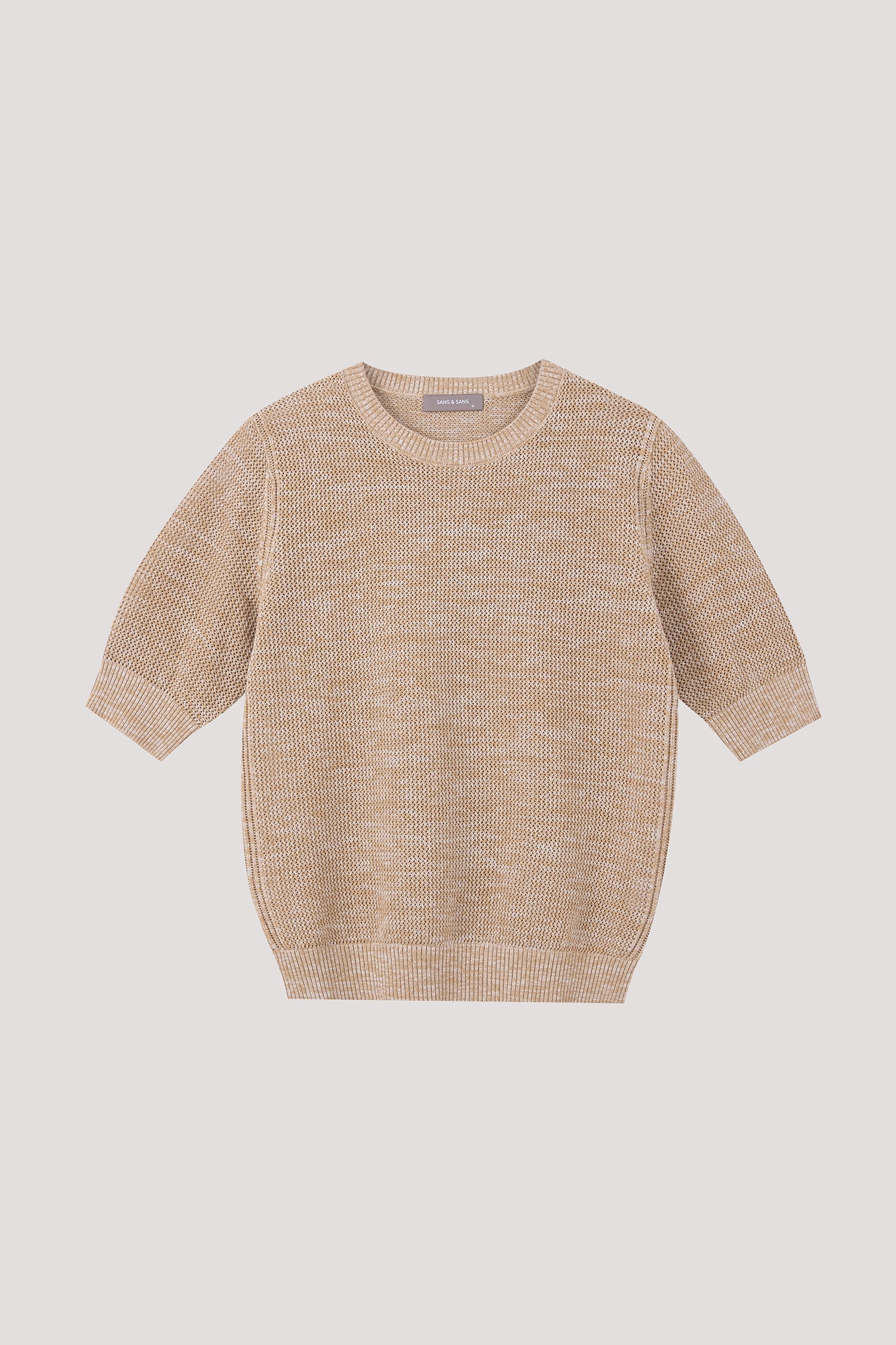 color:BEIGE