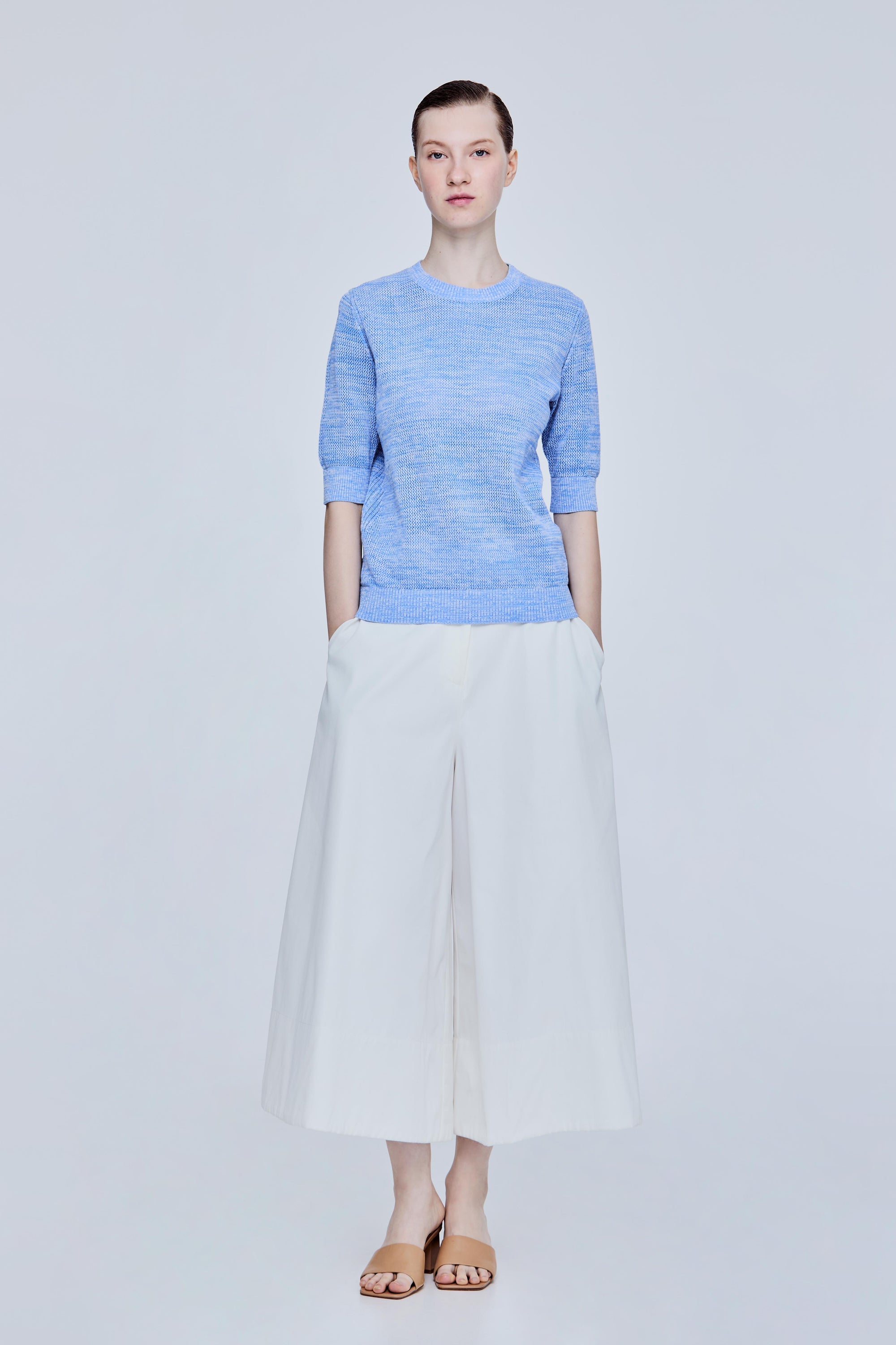 color:CORNFLOWER