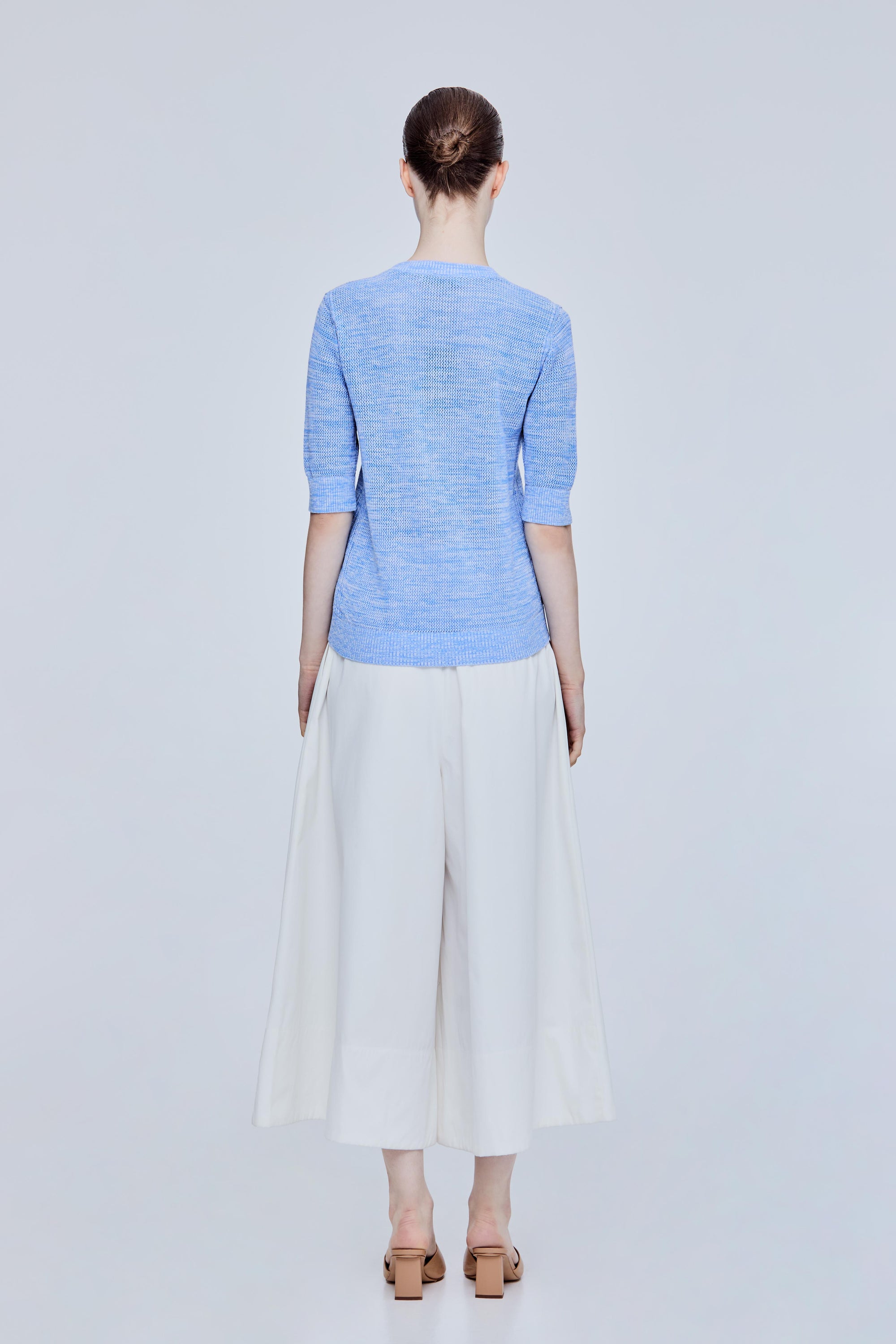 color:CORNFLOWER