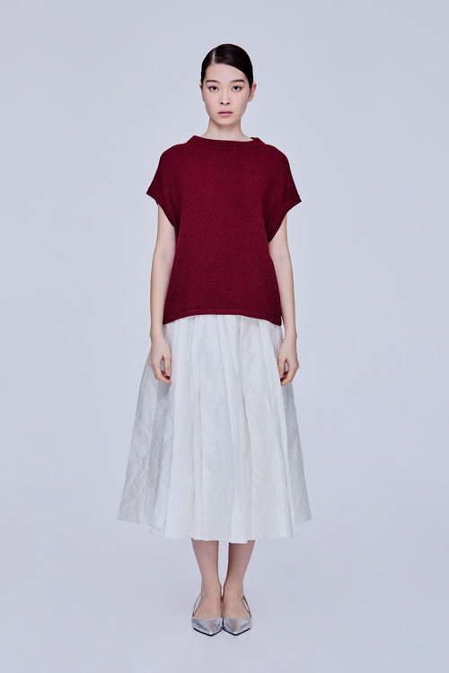 color:MAROON
