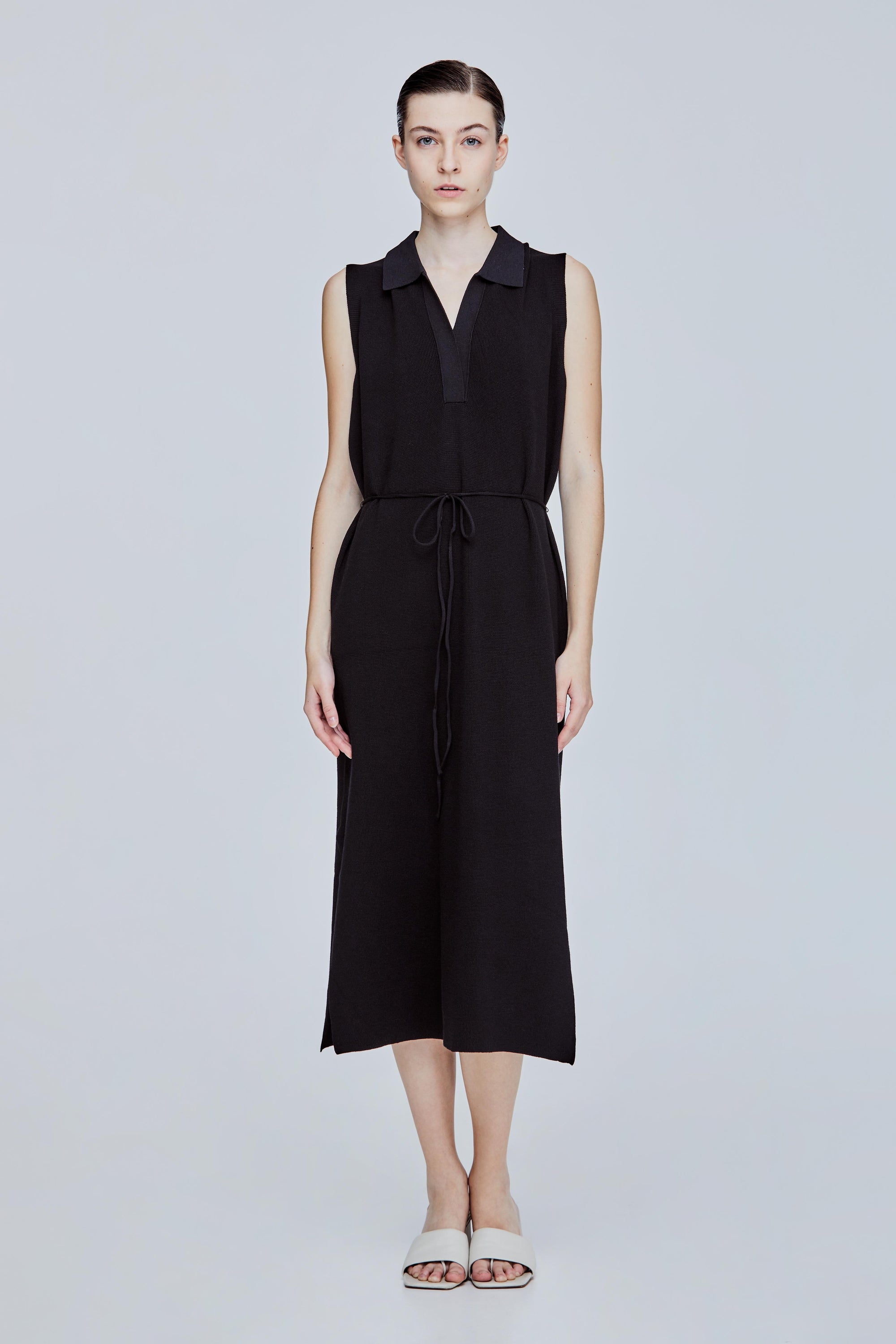 color:NOIR