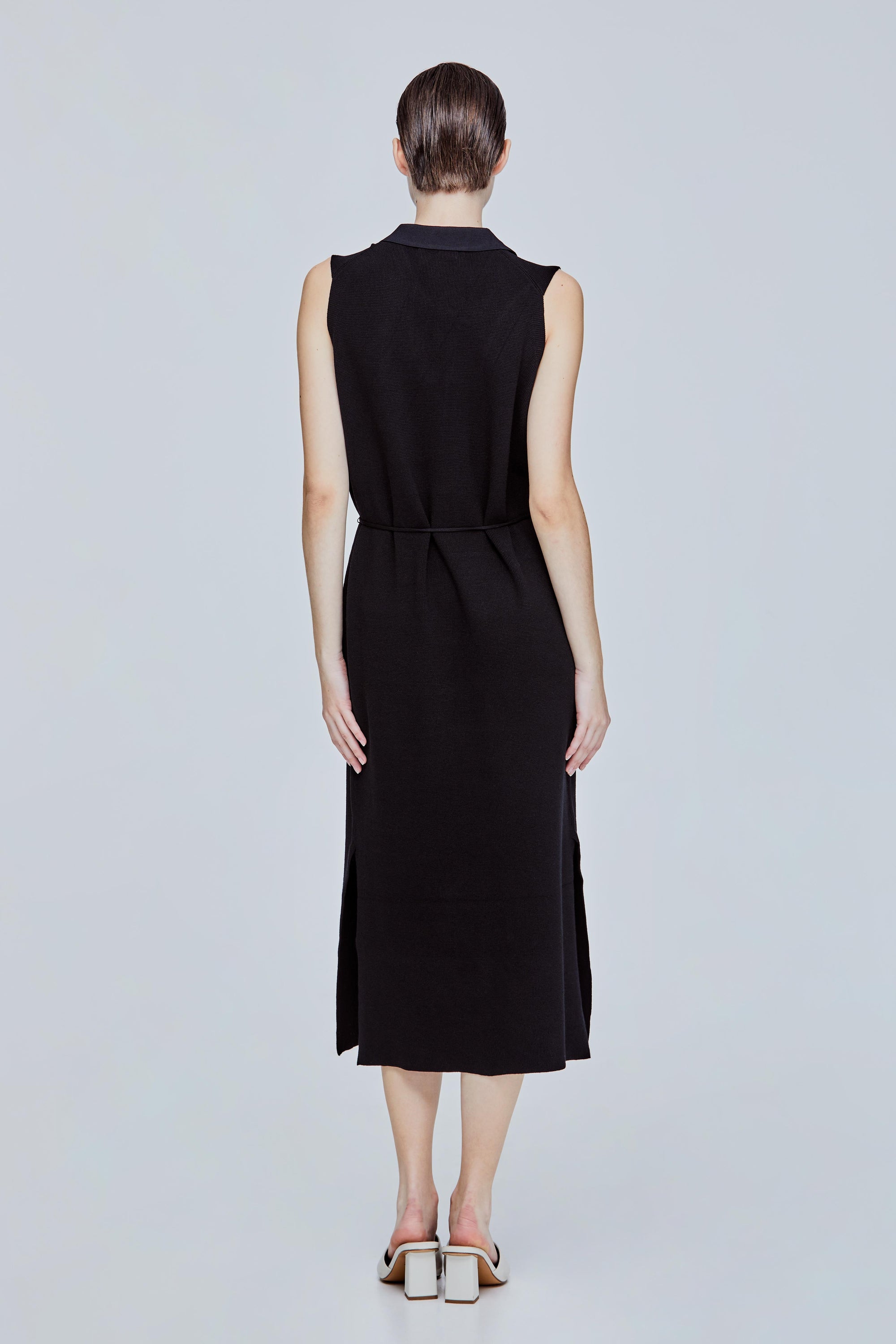 color:NOIR
