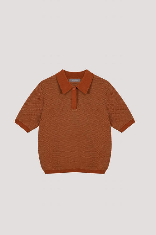 color:CARAMEL