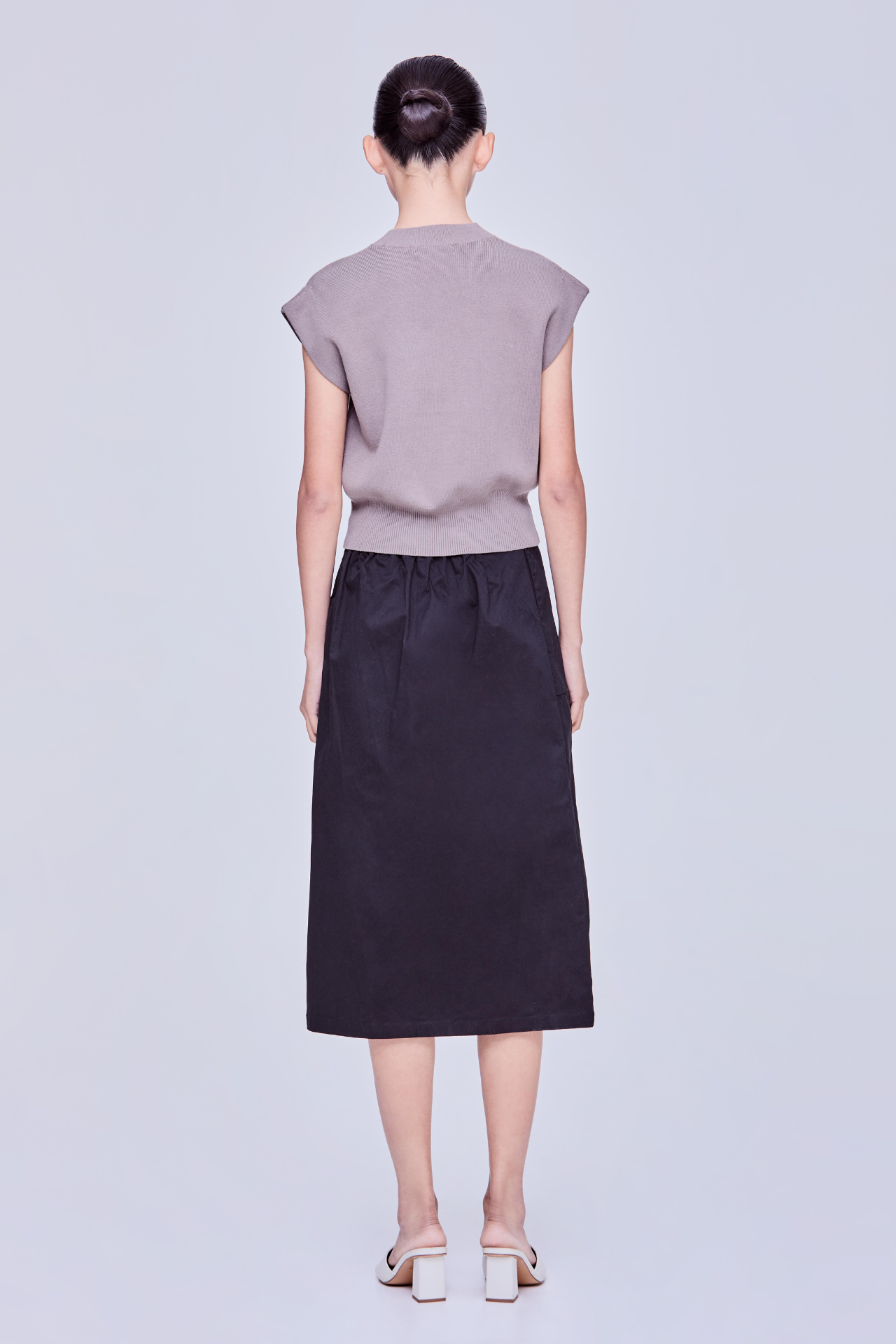 color:KHAKI GREY