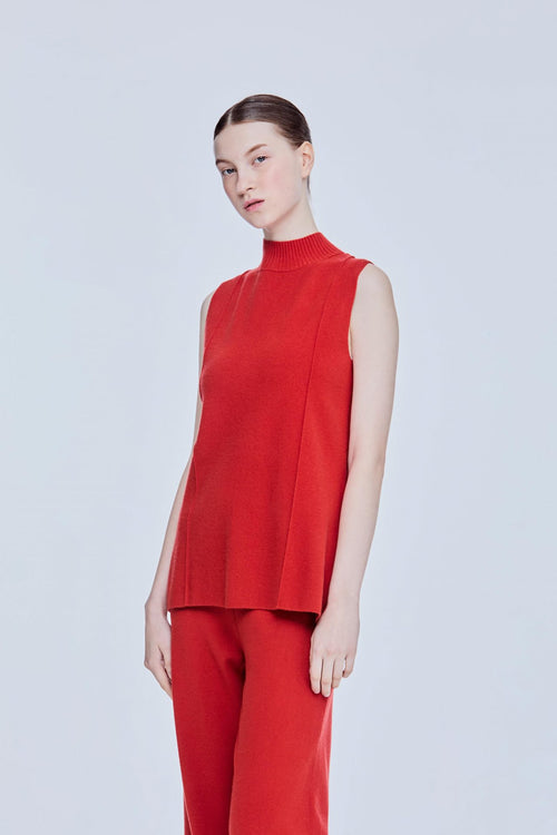 color:RED