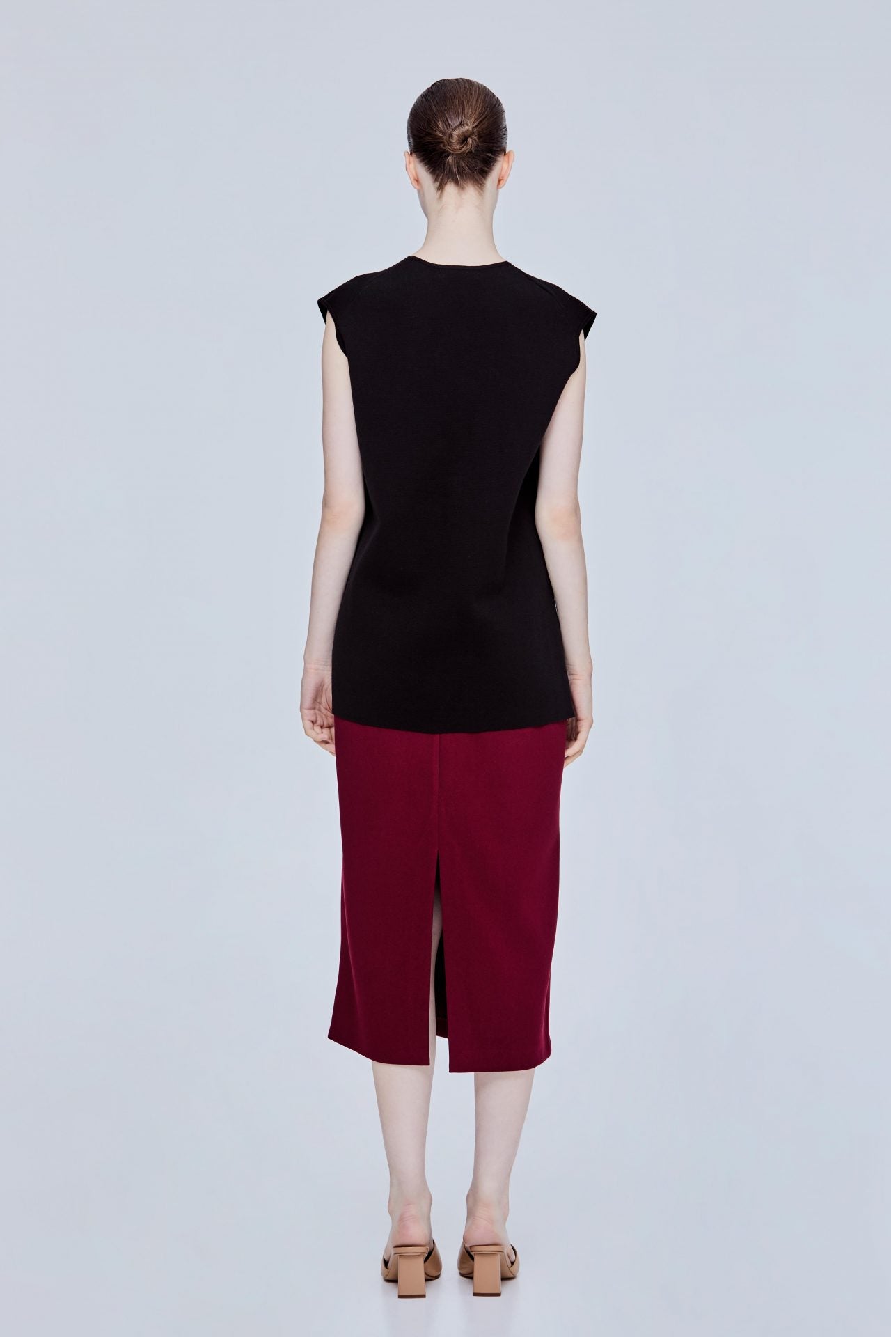 color:NOIR