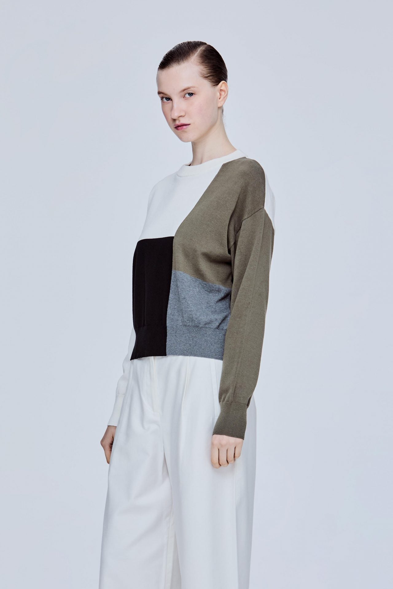 color:IVORY