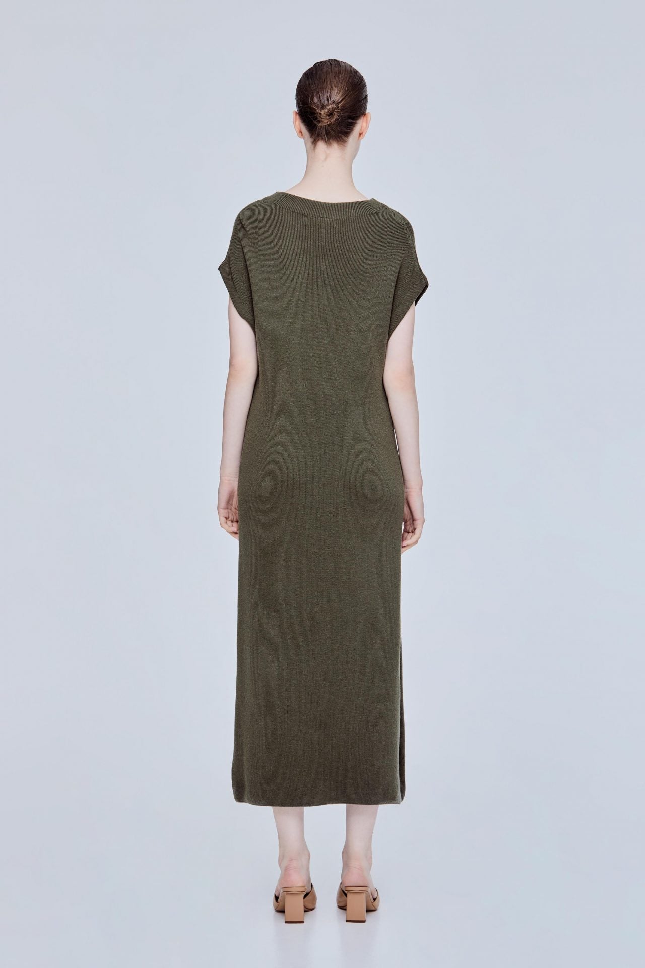 color:KHAKI GREEN
