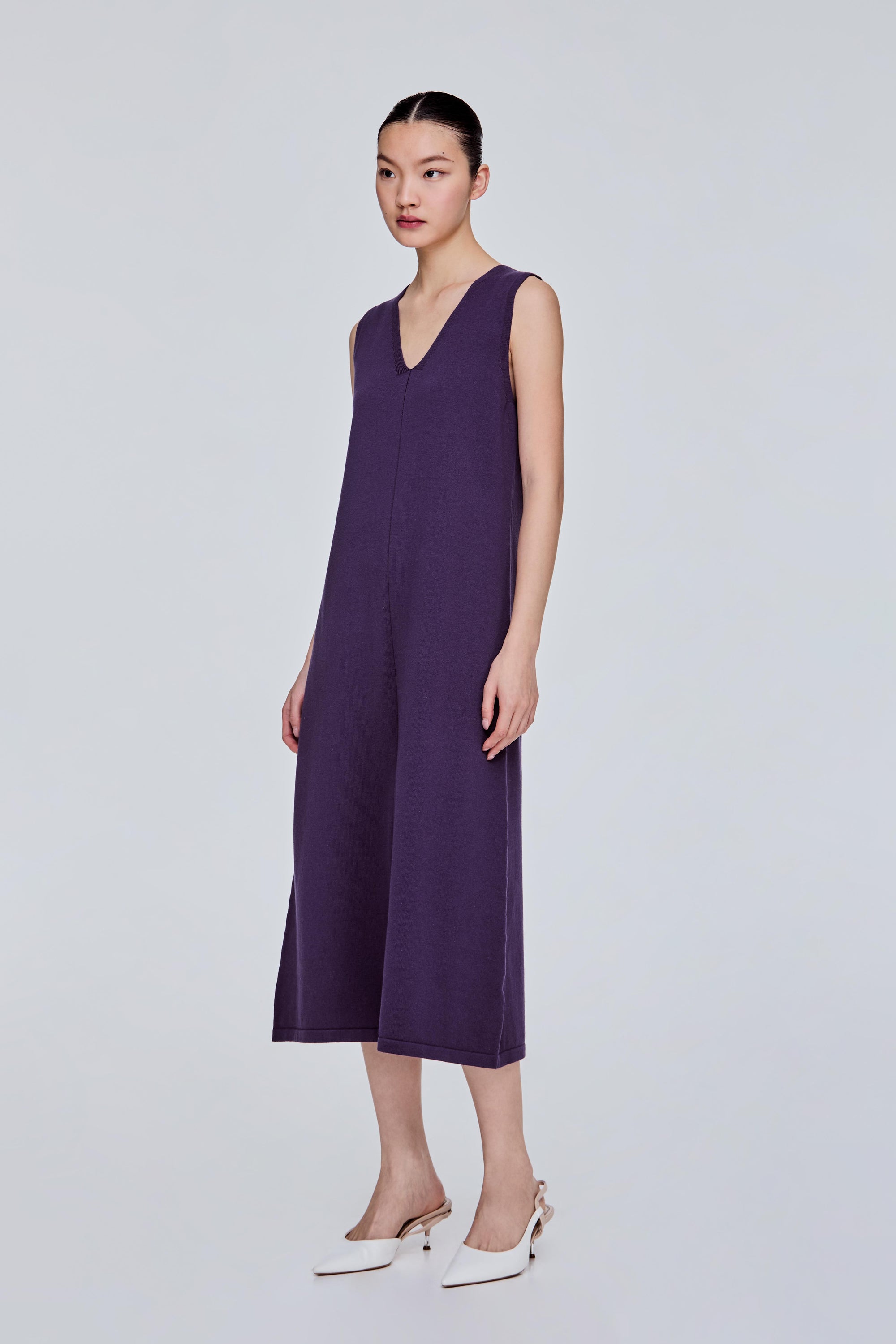 color:DARK PURPLE