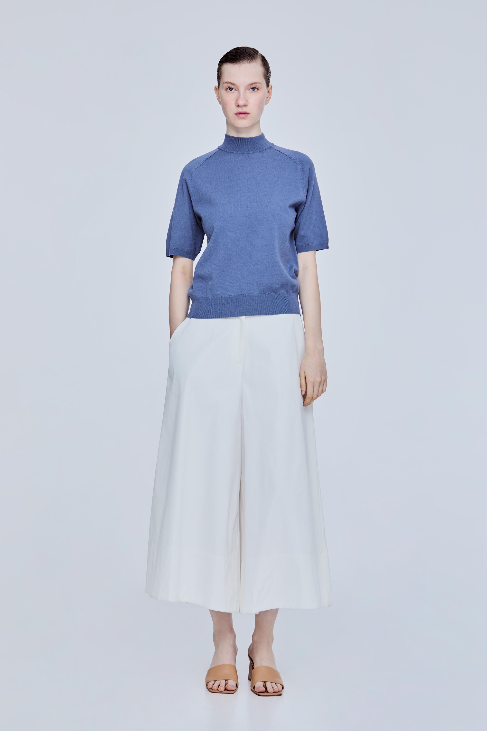 color:STEEL BLUE