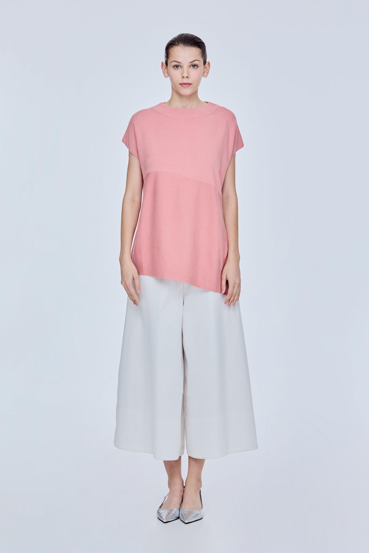 color:BLUSH