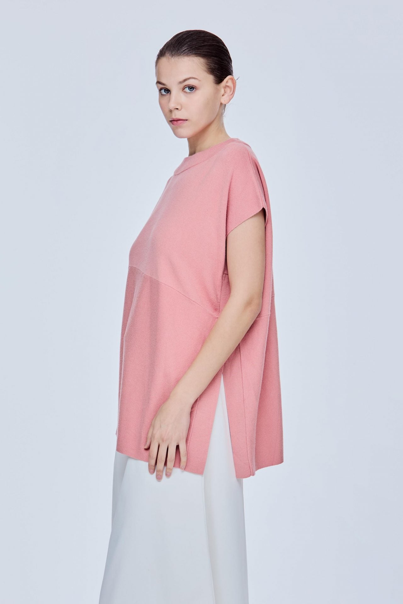 color:BLUSH