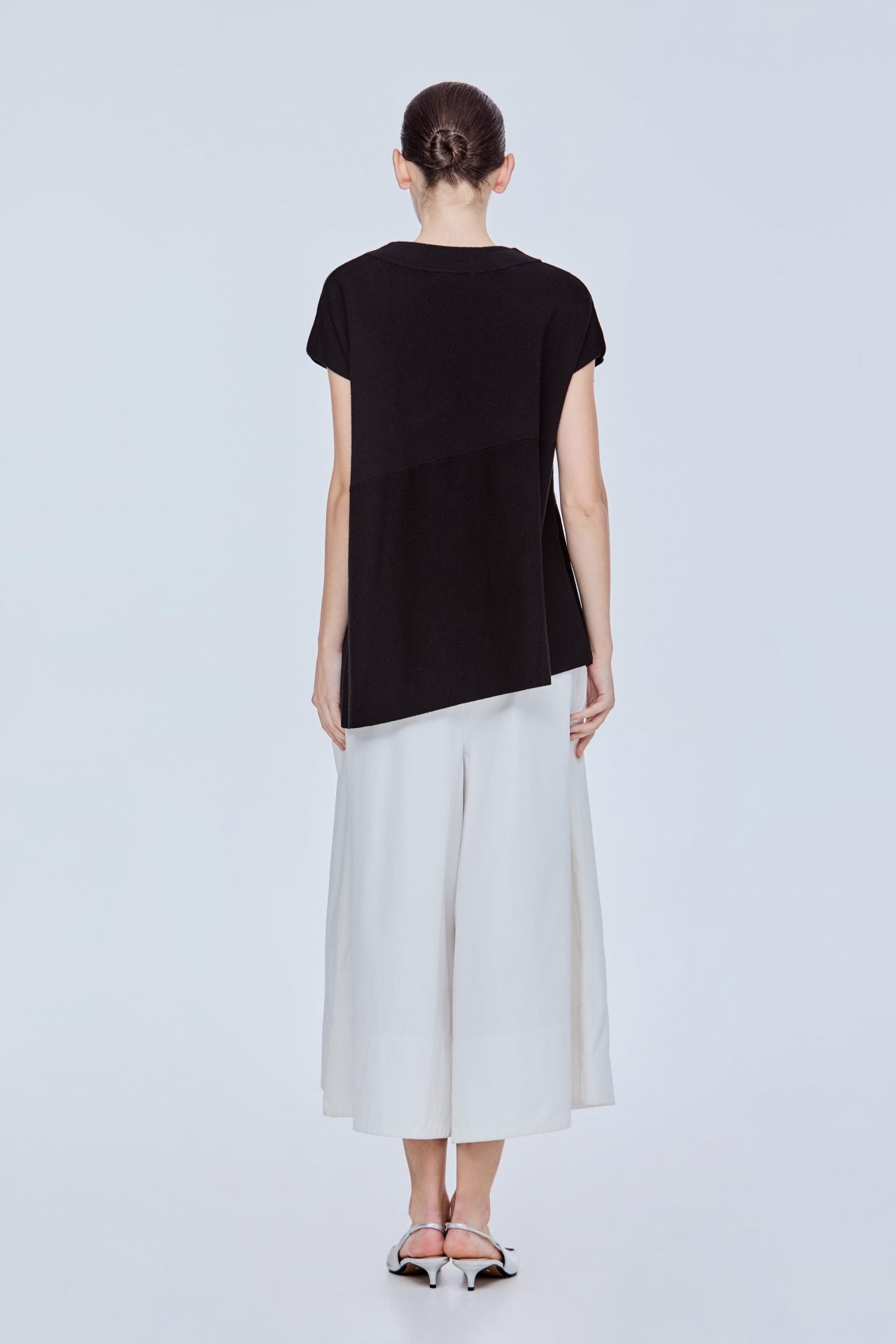 color:NOIR