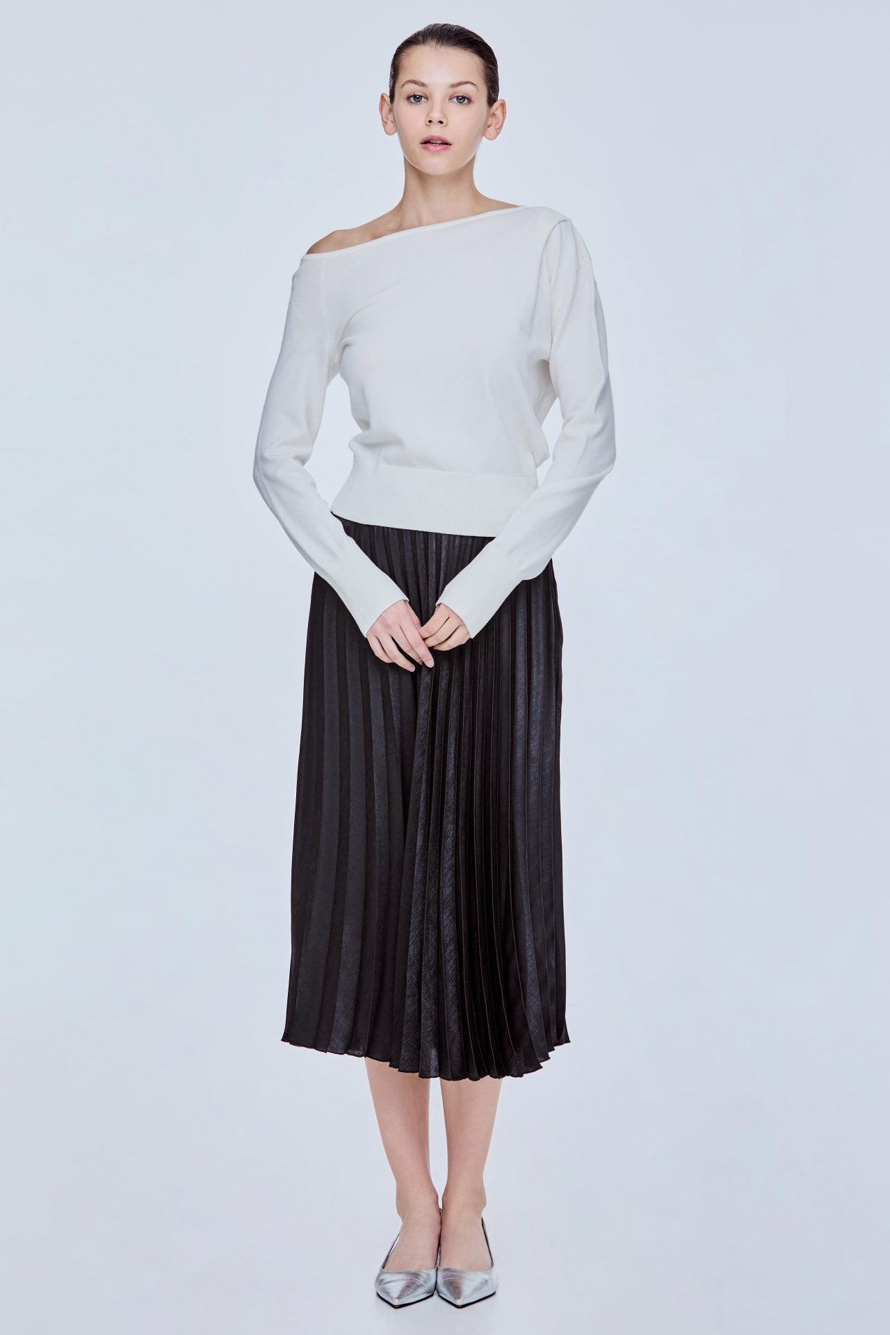 color:IVORY