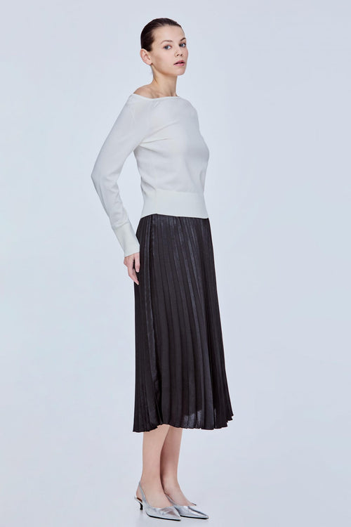 color:IVORY