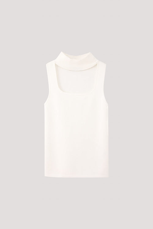 color:IVORY