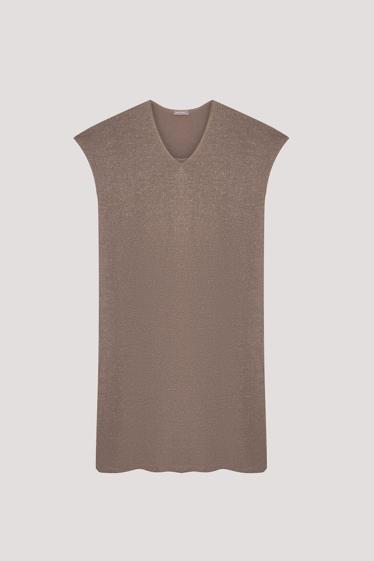 color:TITANIUM