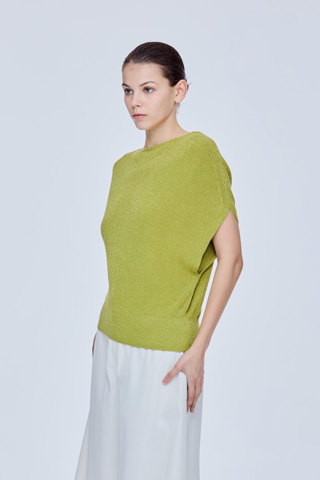 color:LIME