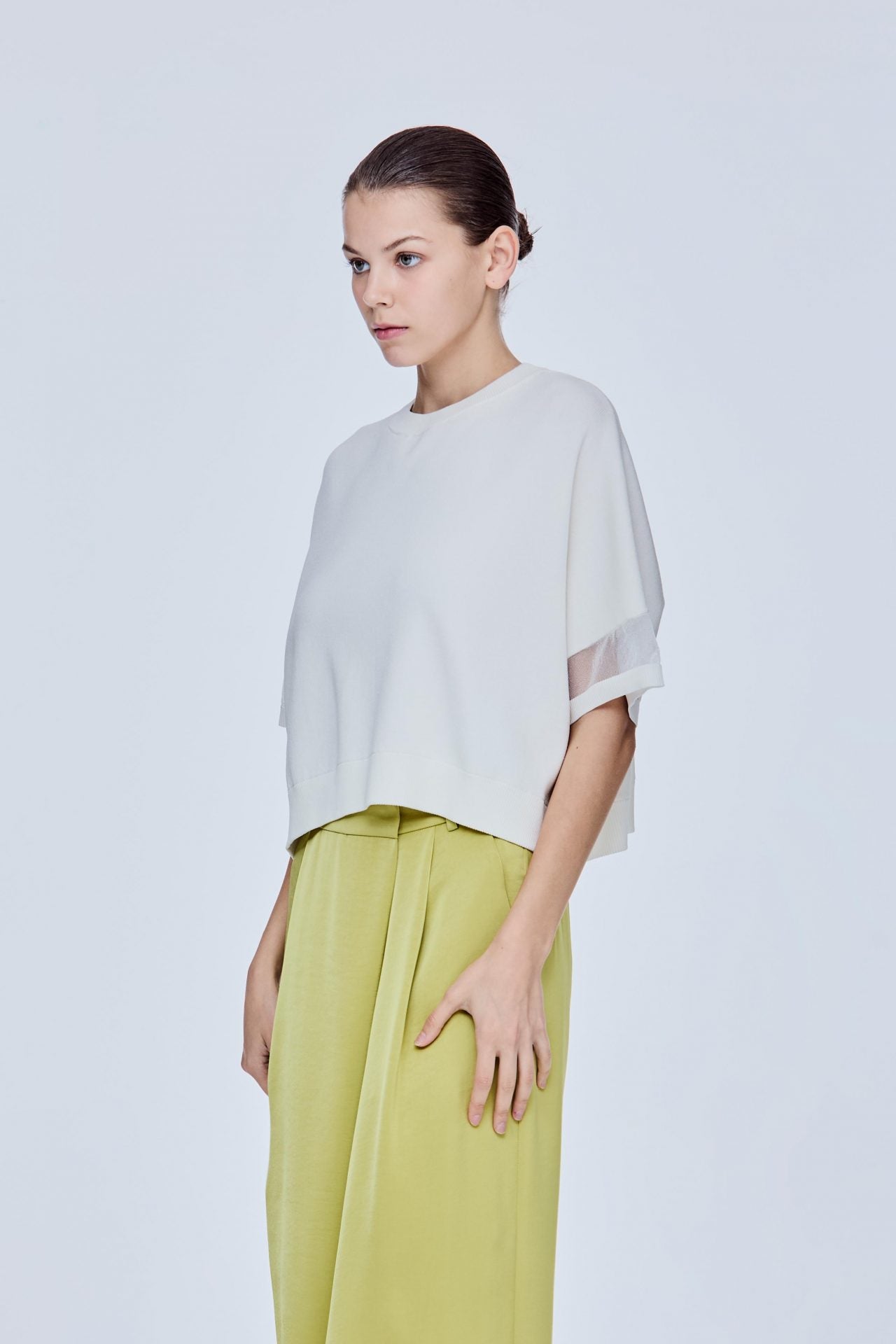 color:IVORY