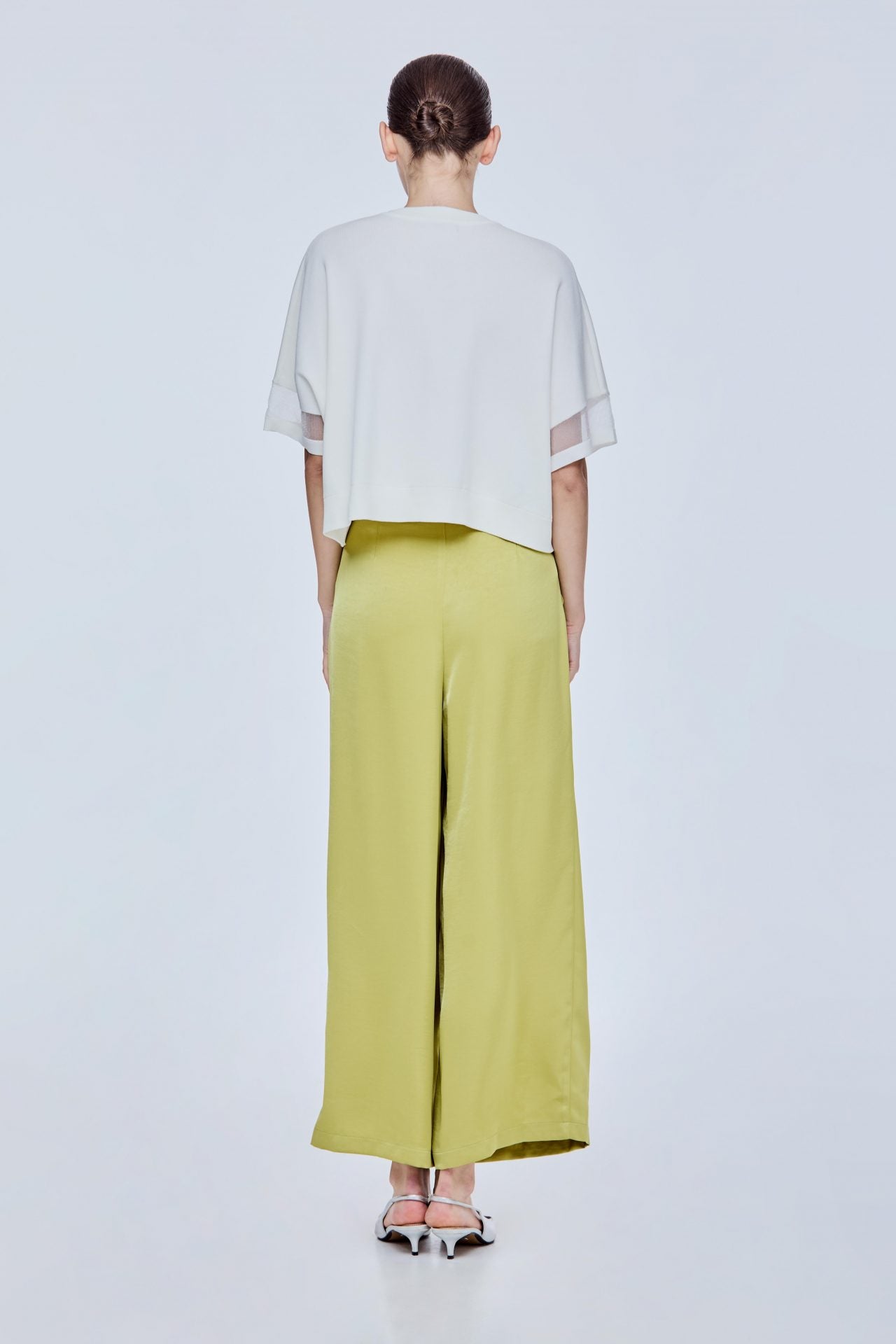 color:IVORY