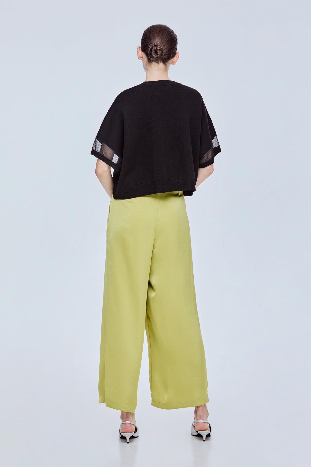 color:NOIR
