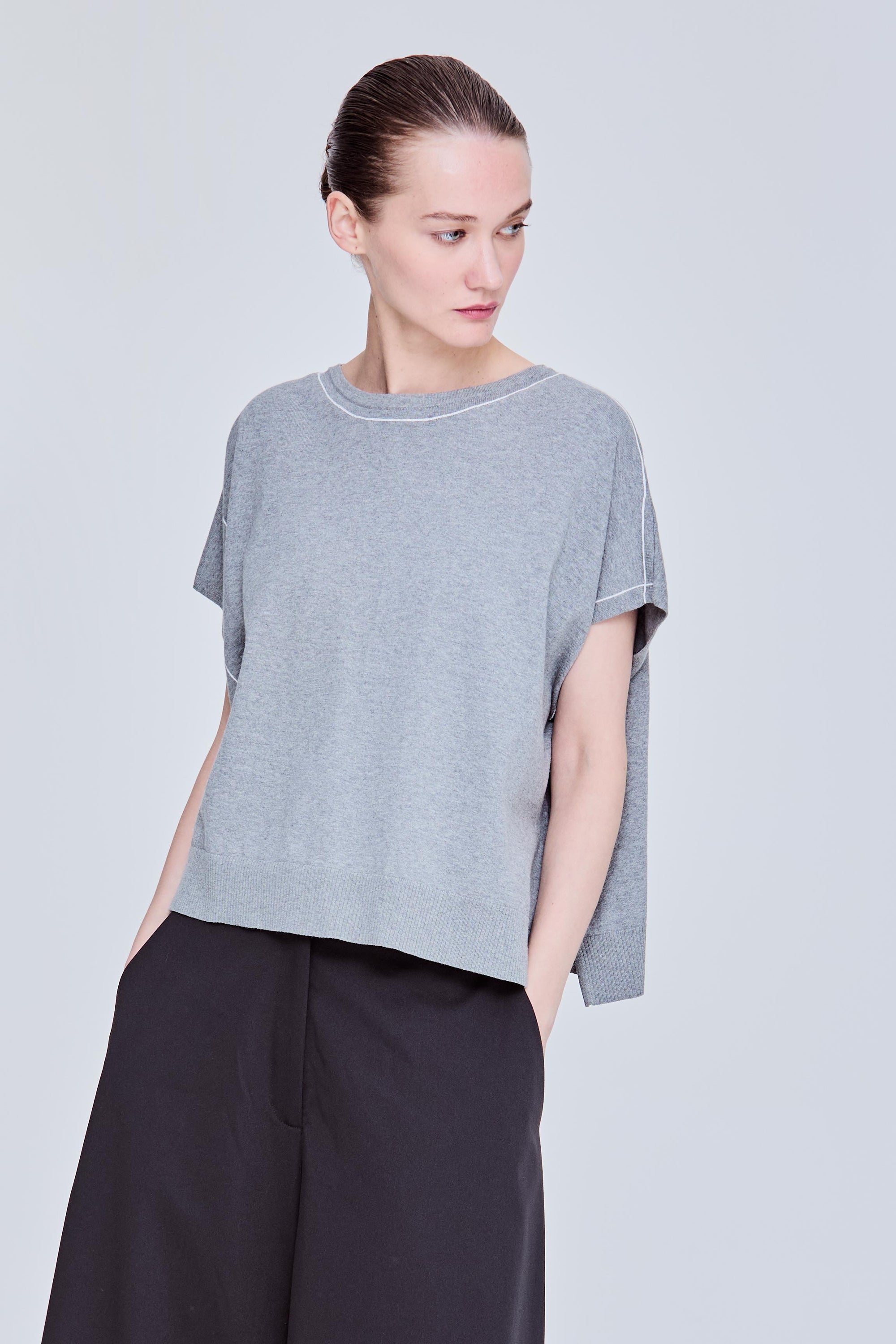color:HUE GREY