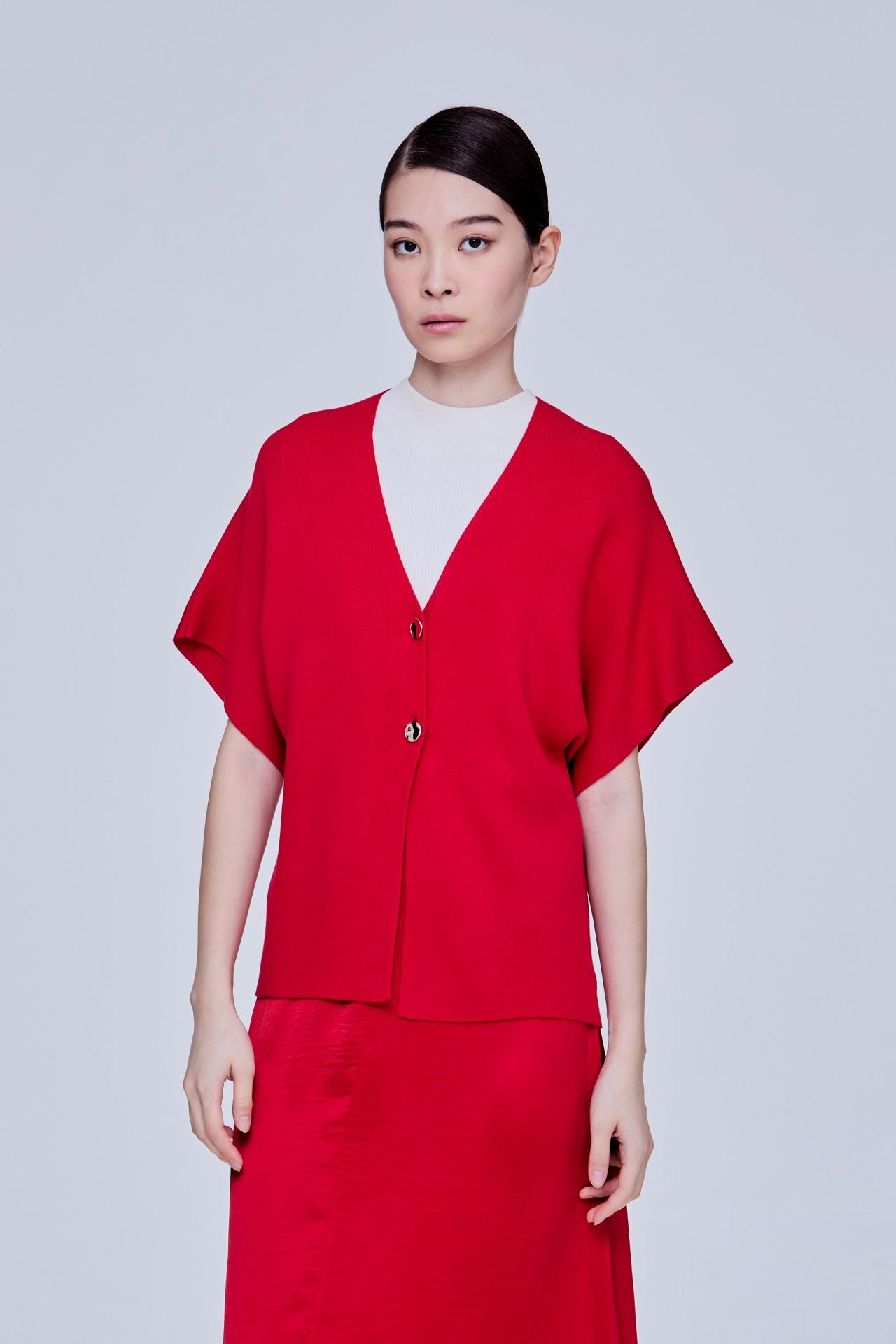 color:RED