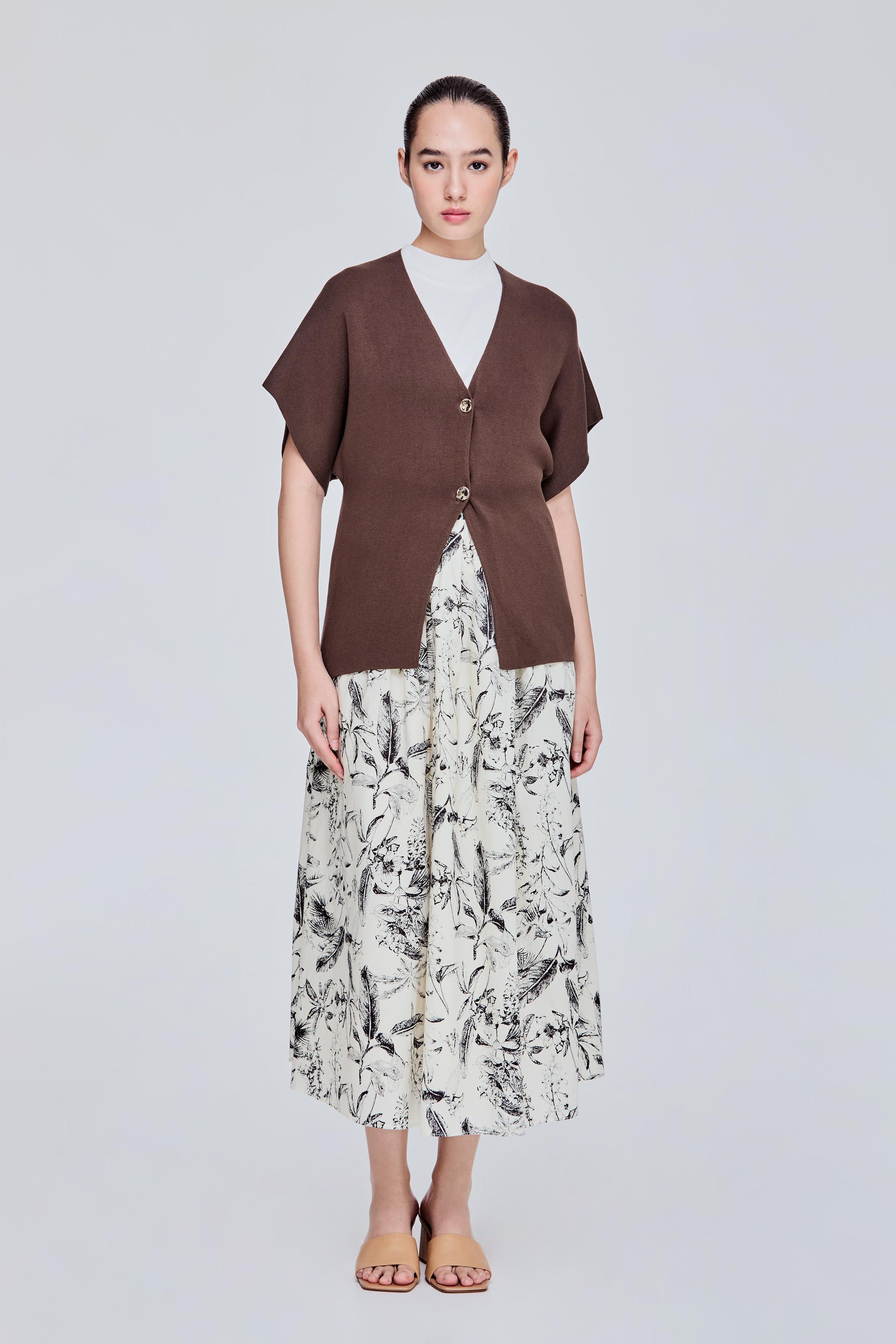 color:DARK BROWN 