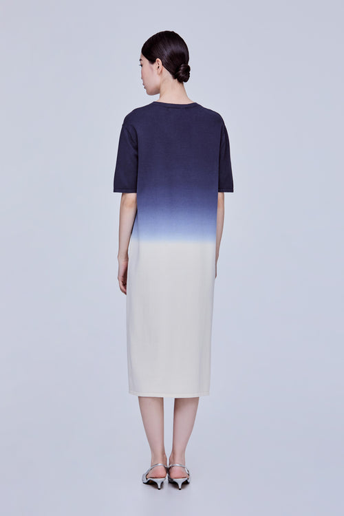 color:NAVY