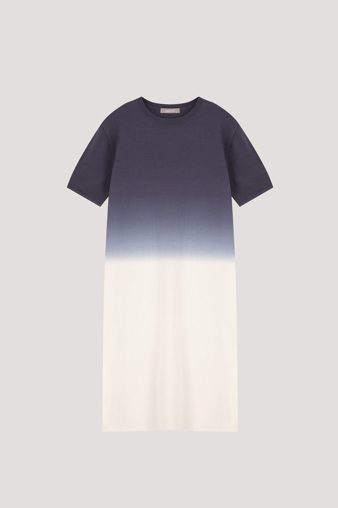 color:NAVY