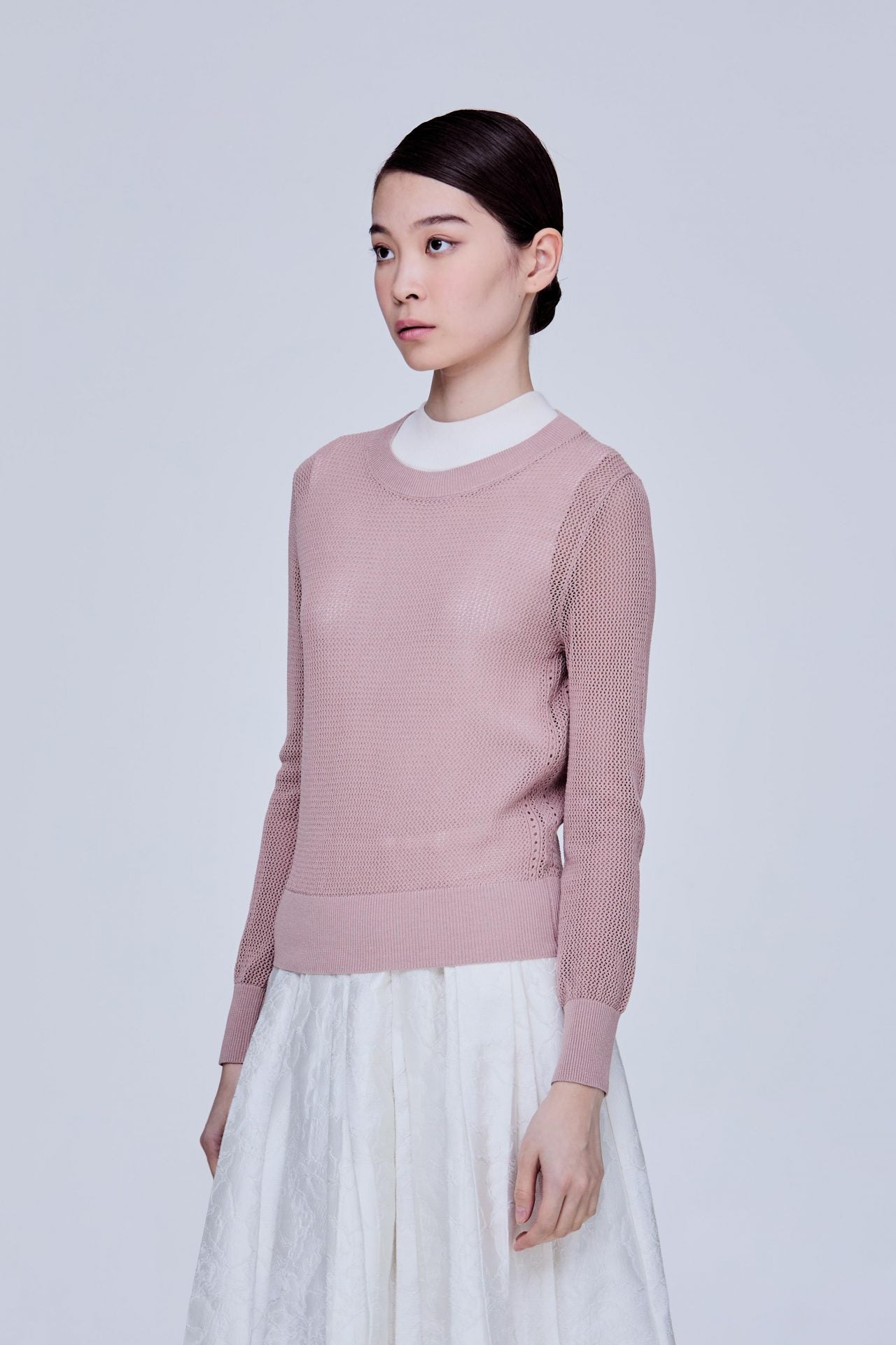 color:BLUSH