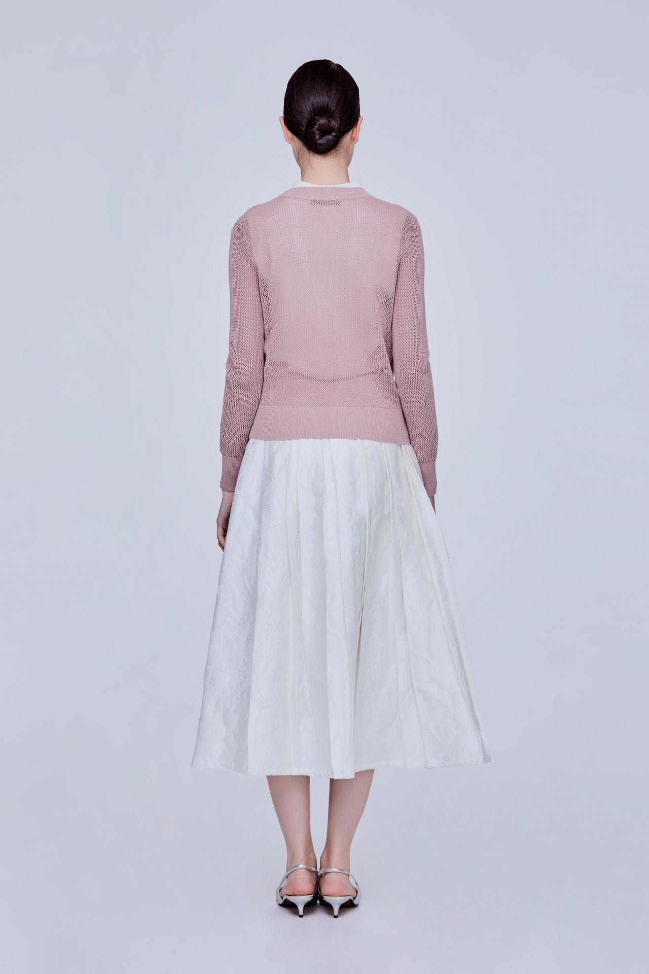color:BLUSH