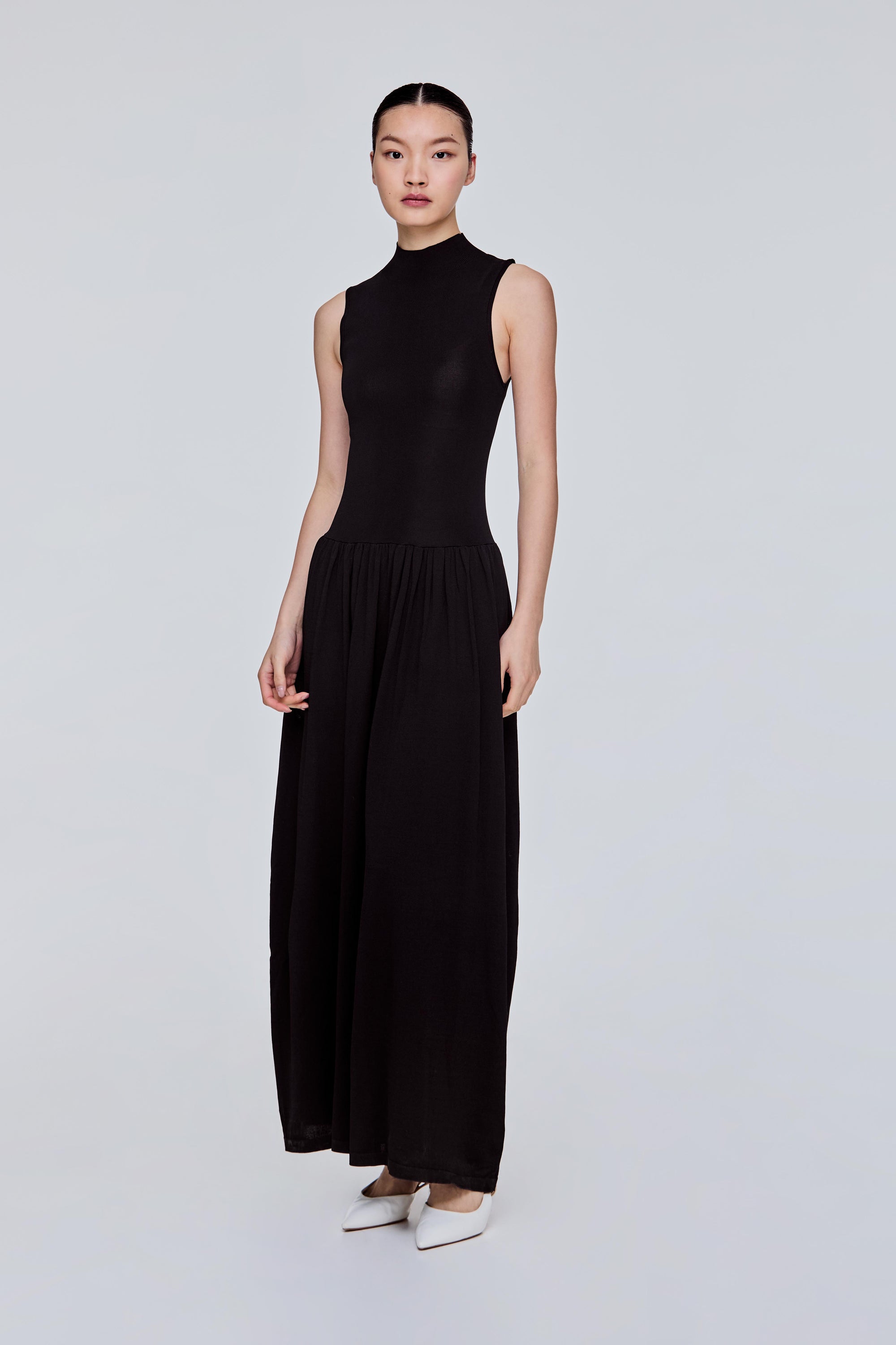 color:NOIR
