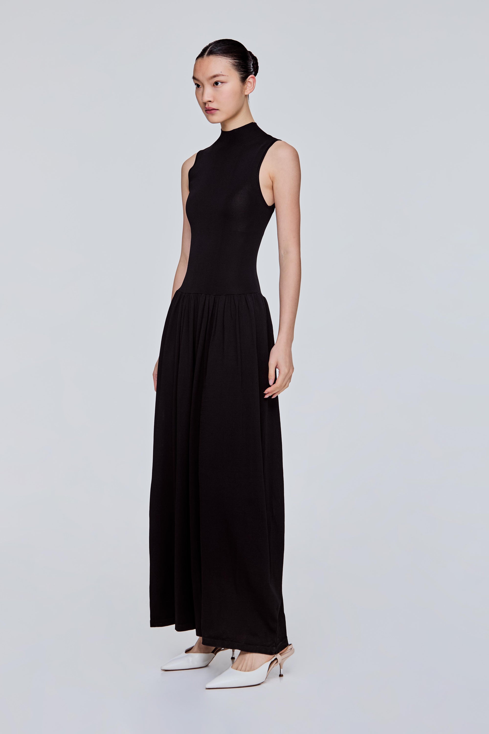 color:NOIR