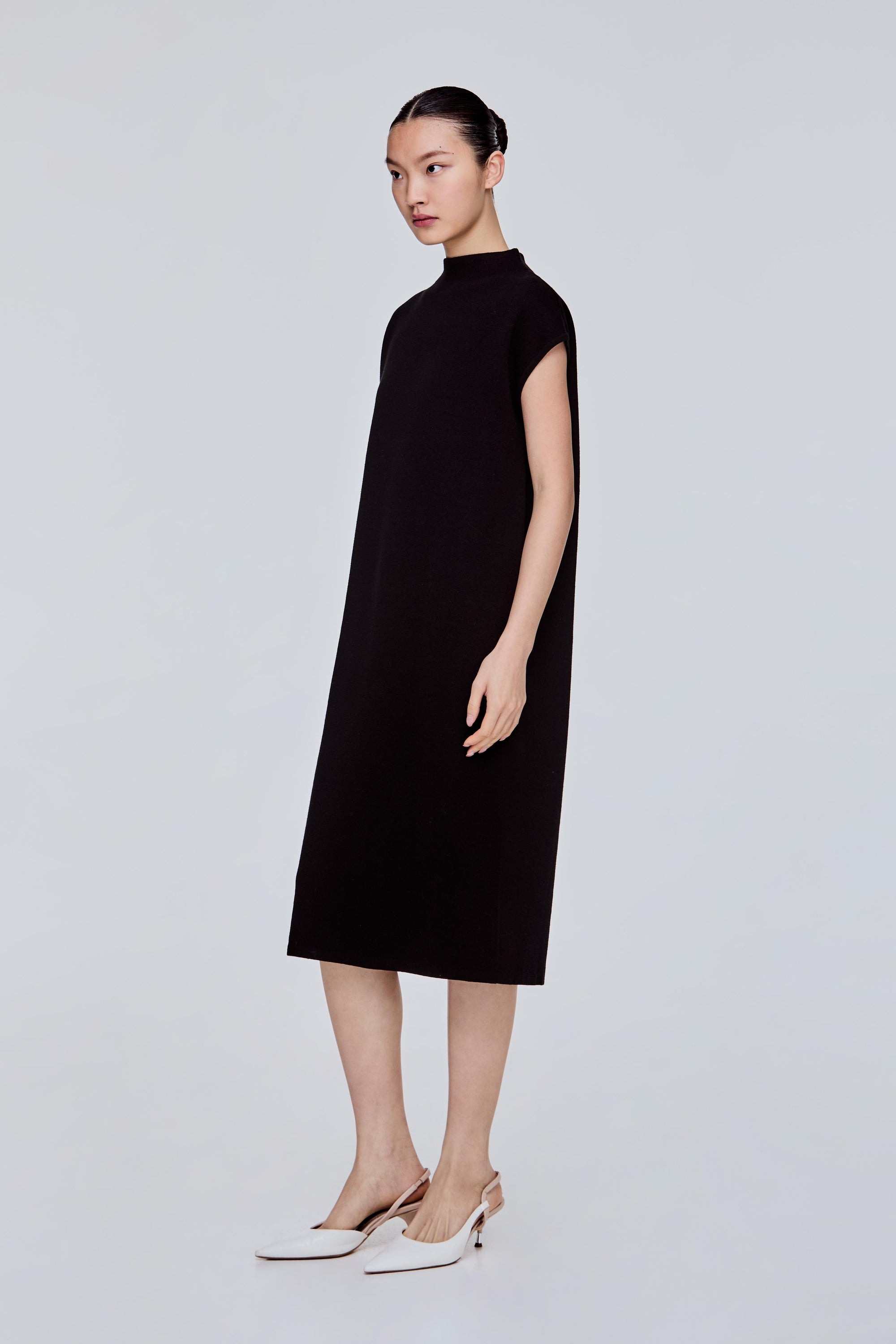 color:NOIR