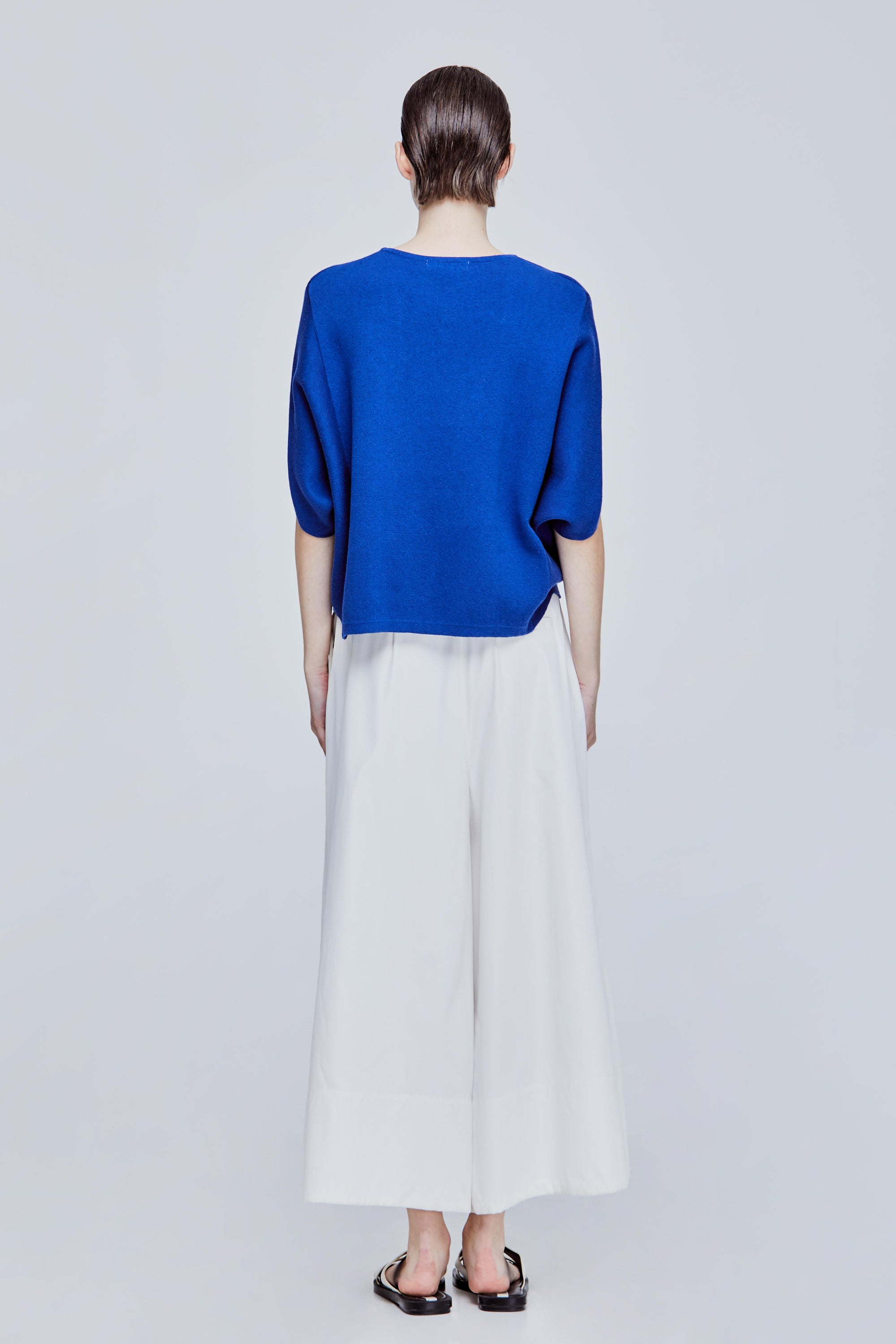 color:MIDNIGHT BLUE