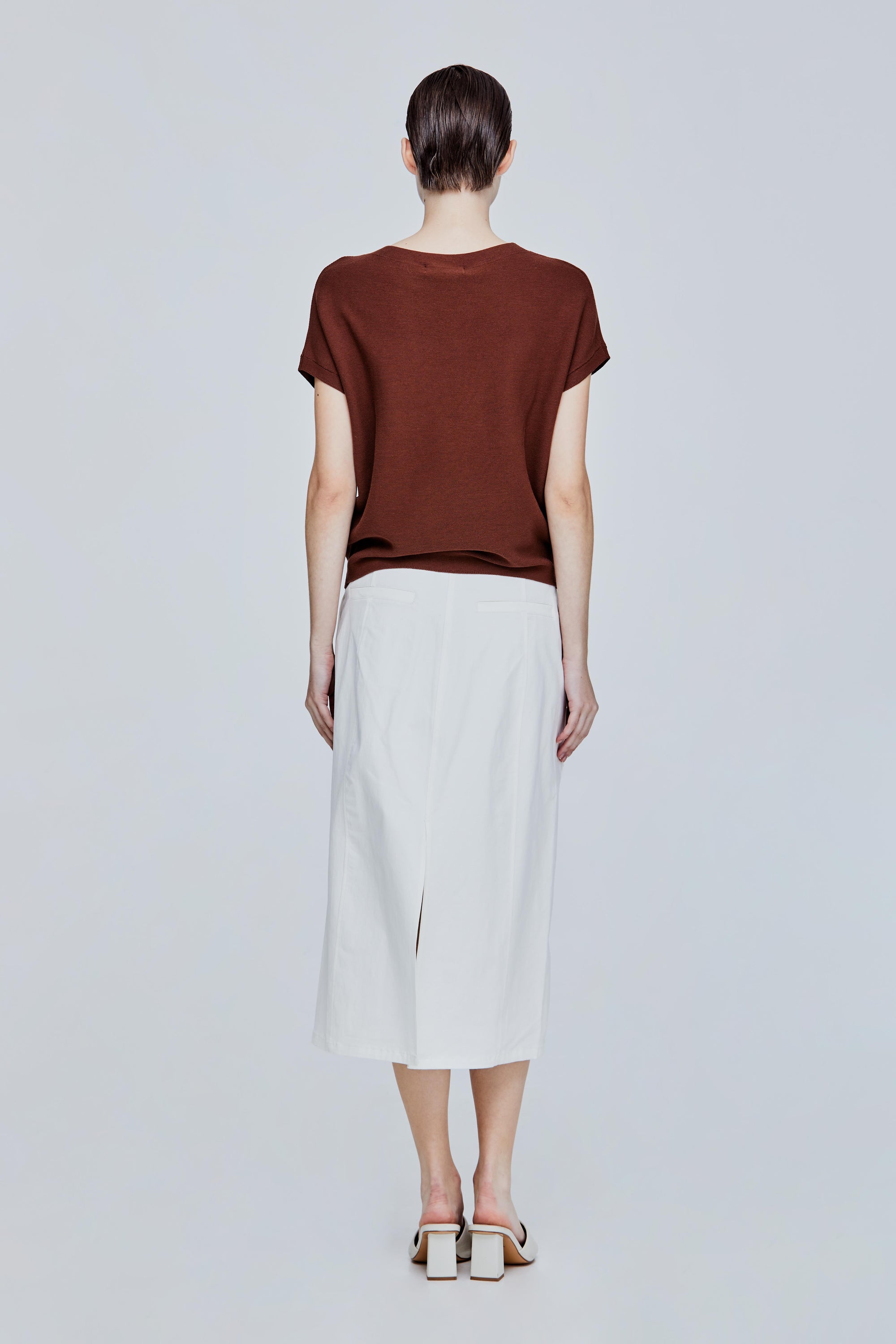 color:BROWN
