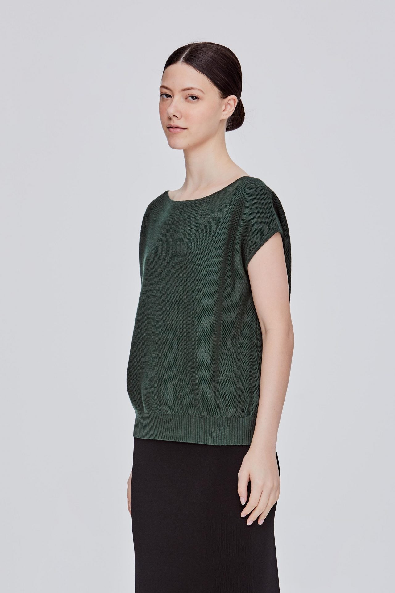 color:DARK GREEN