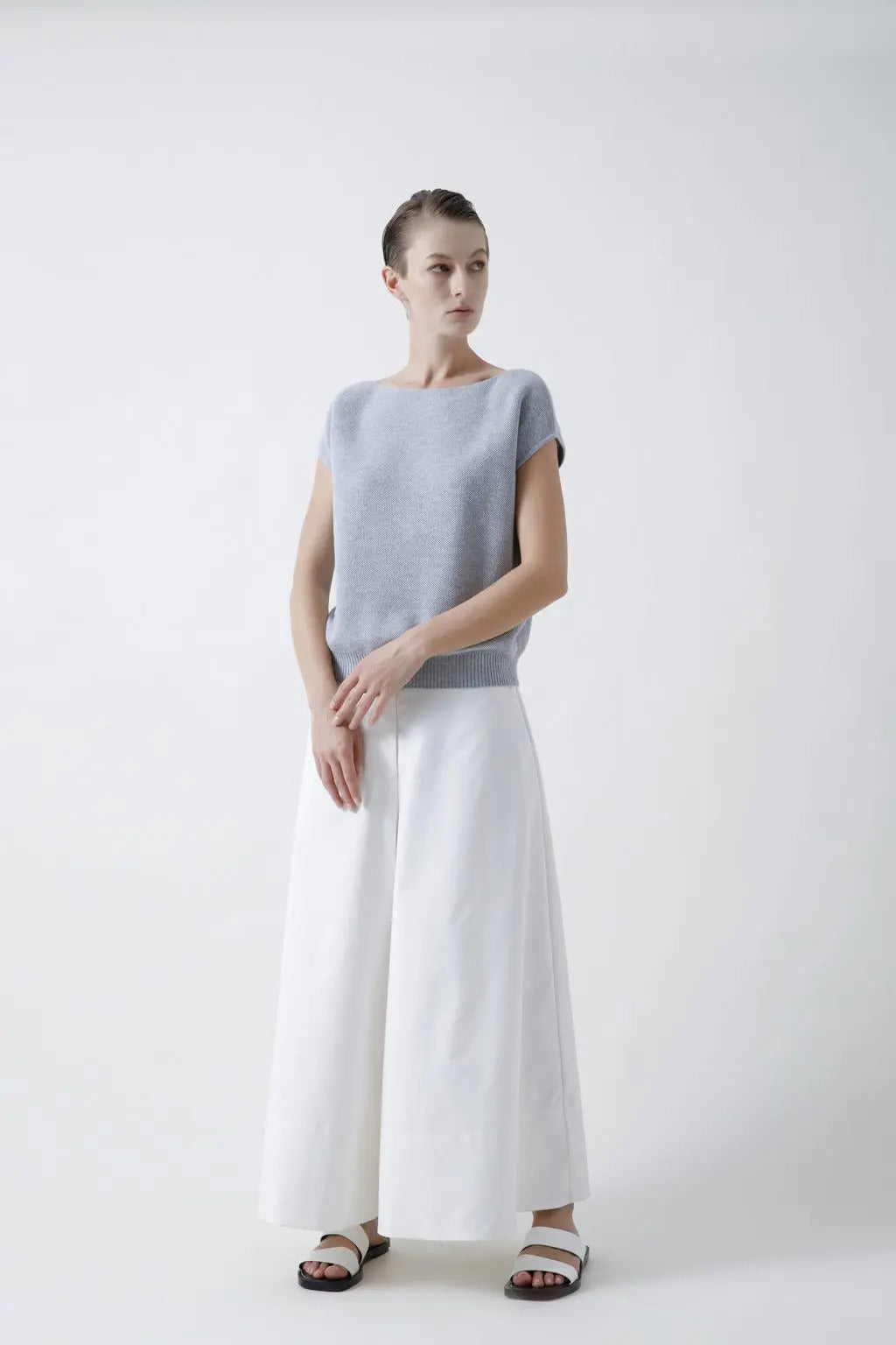 color:HUE GREY