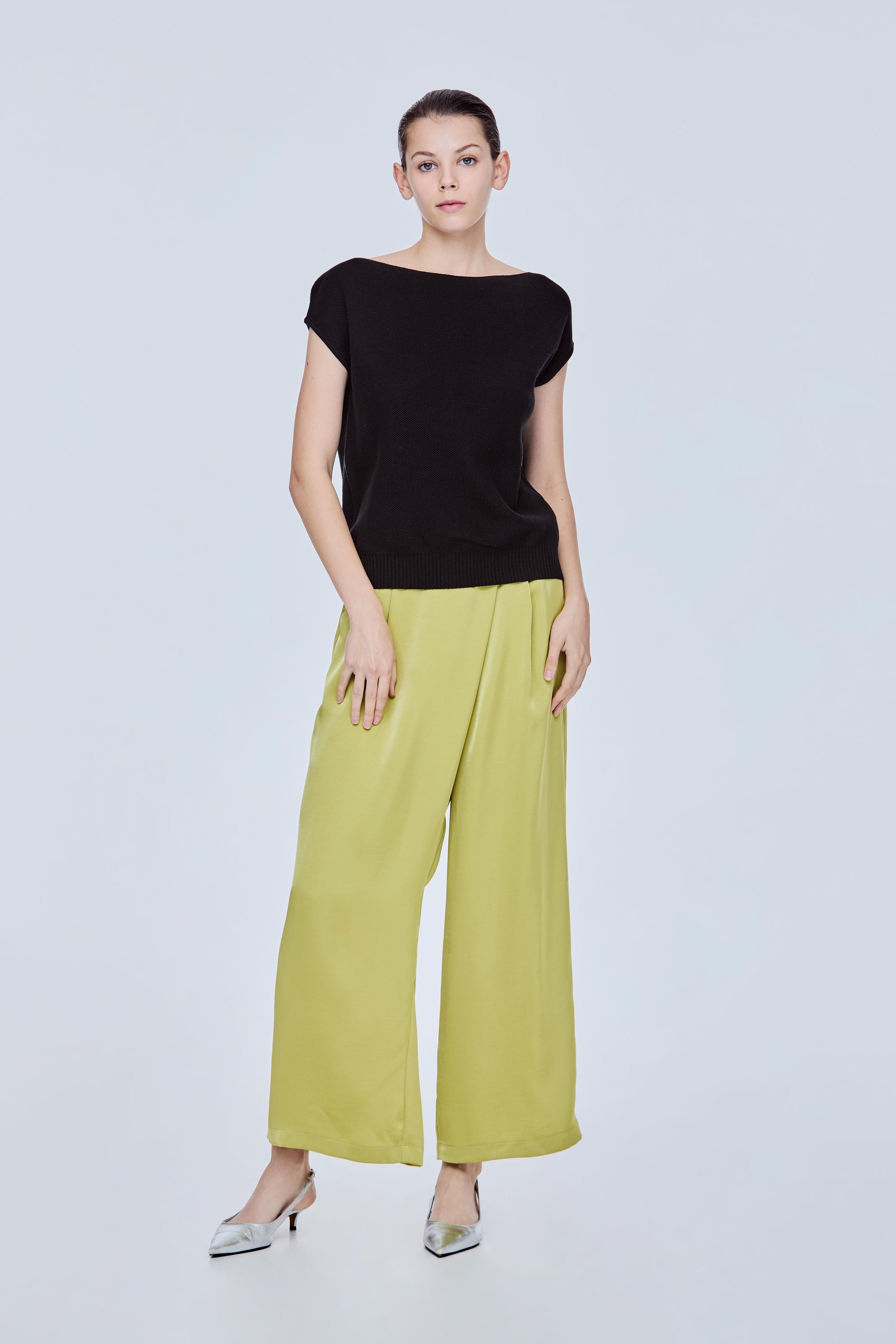 color:NOIR