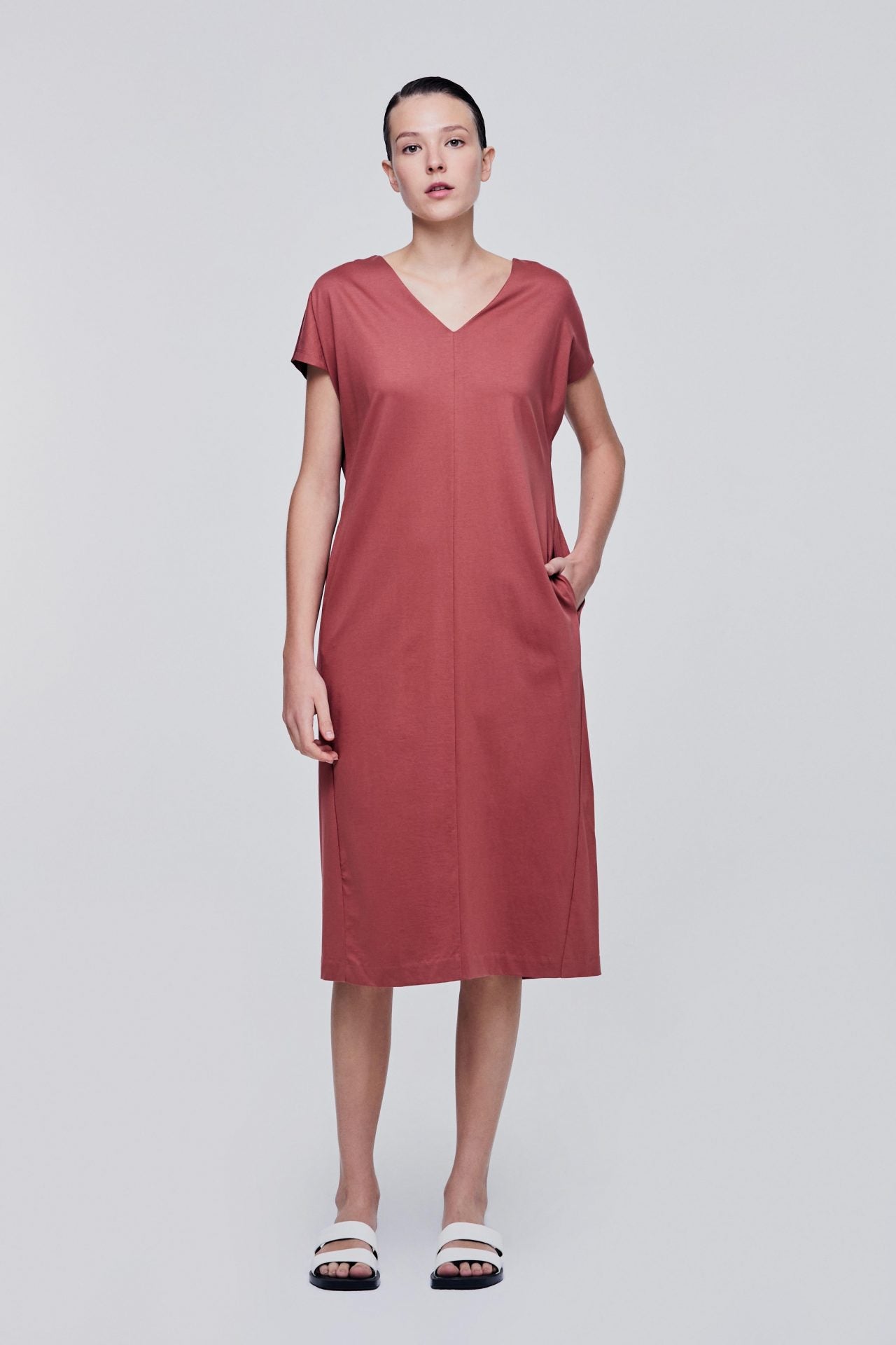 color:ROSEWOOD