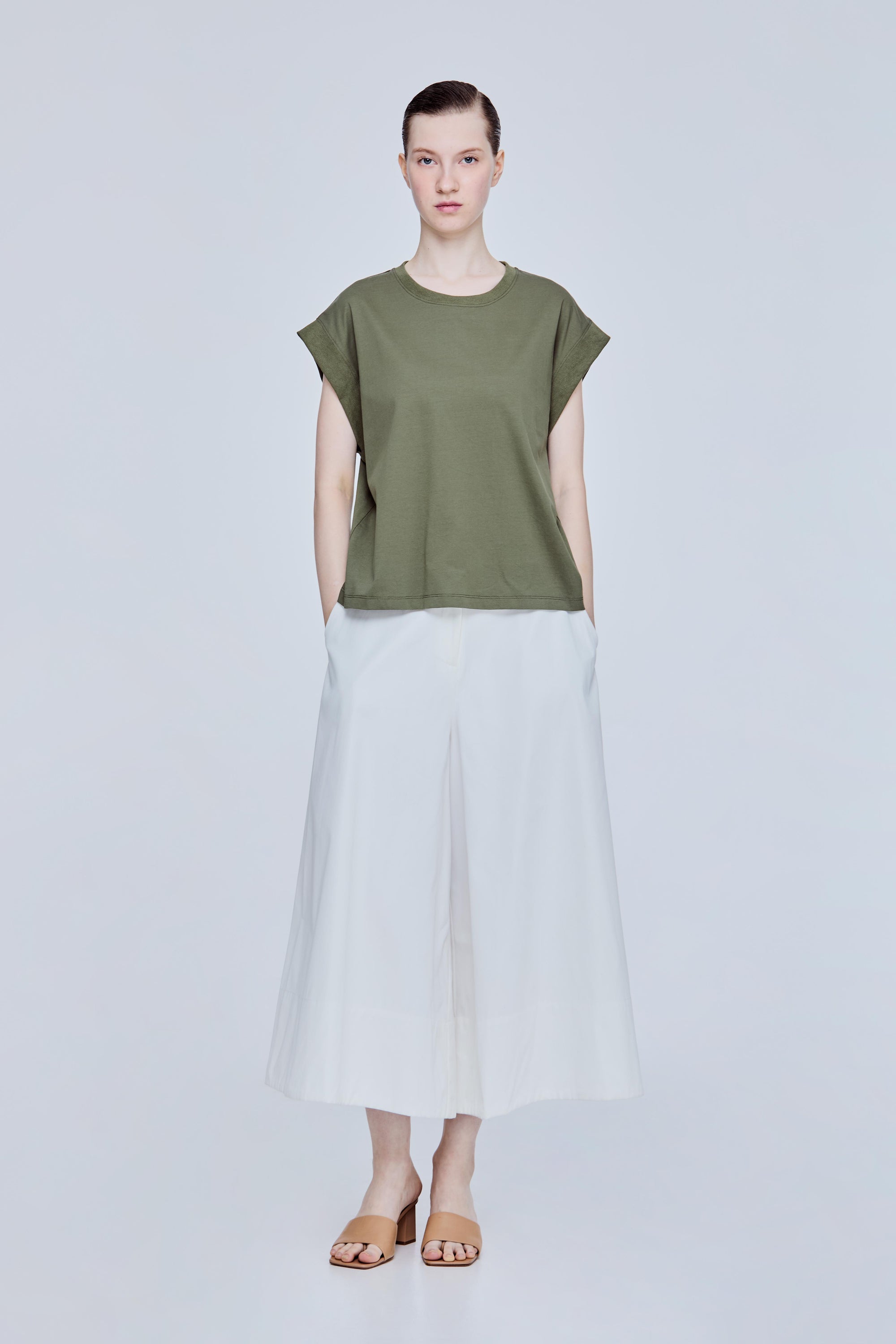 color:ARMY GREEN