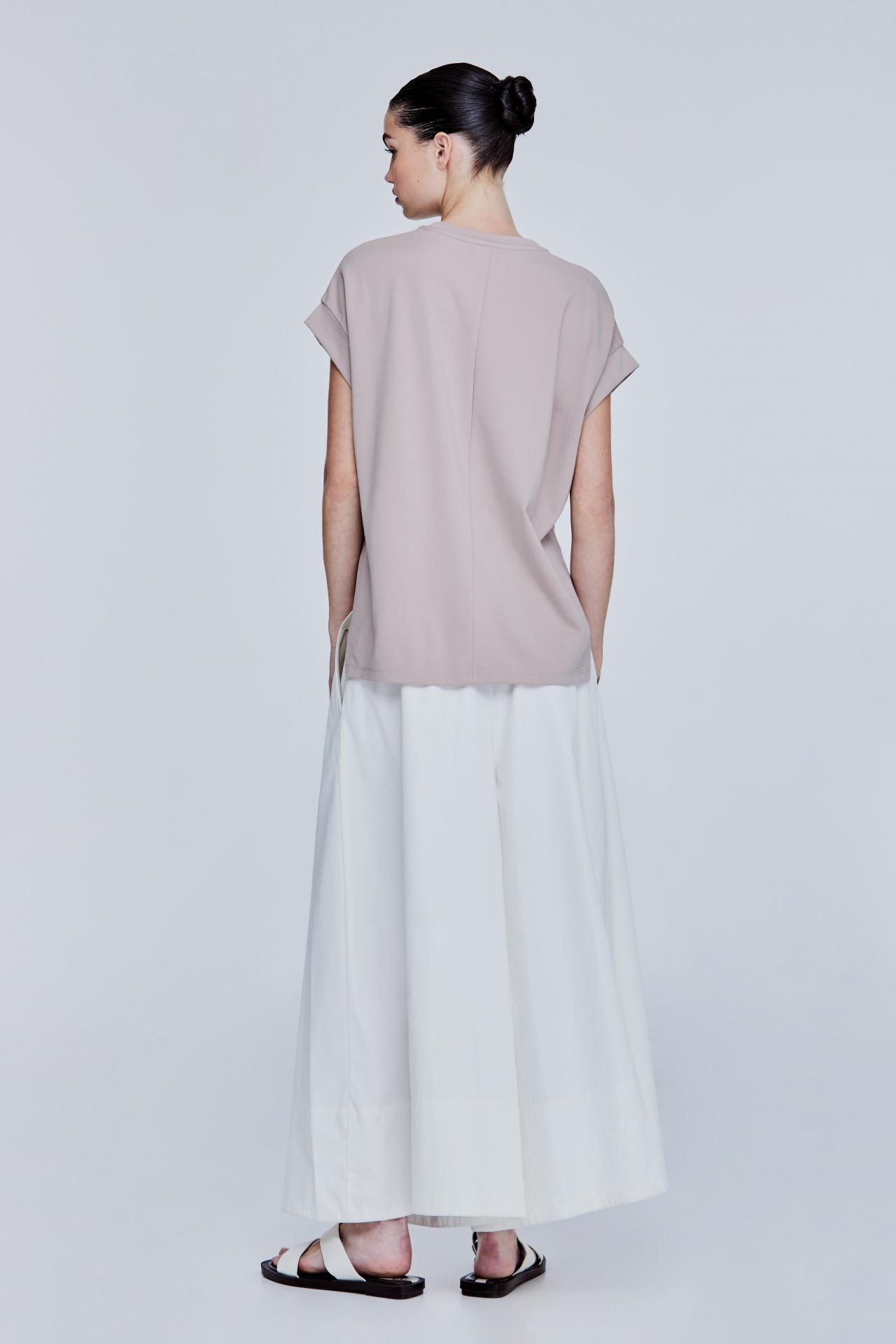 color:HEATHER