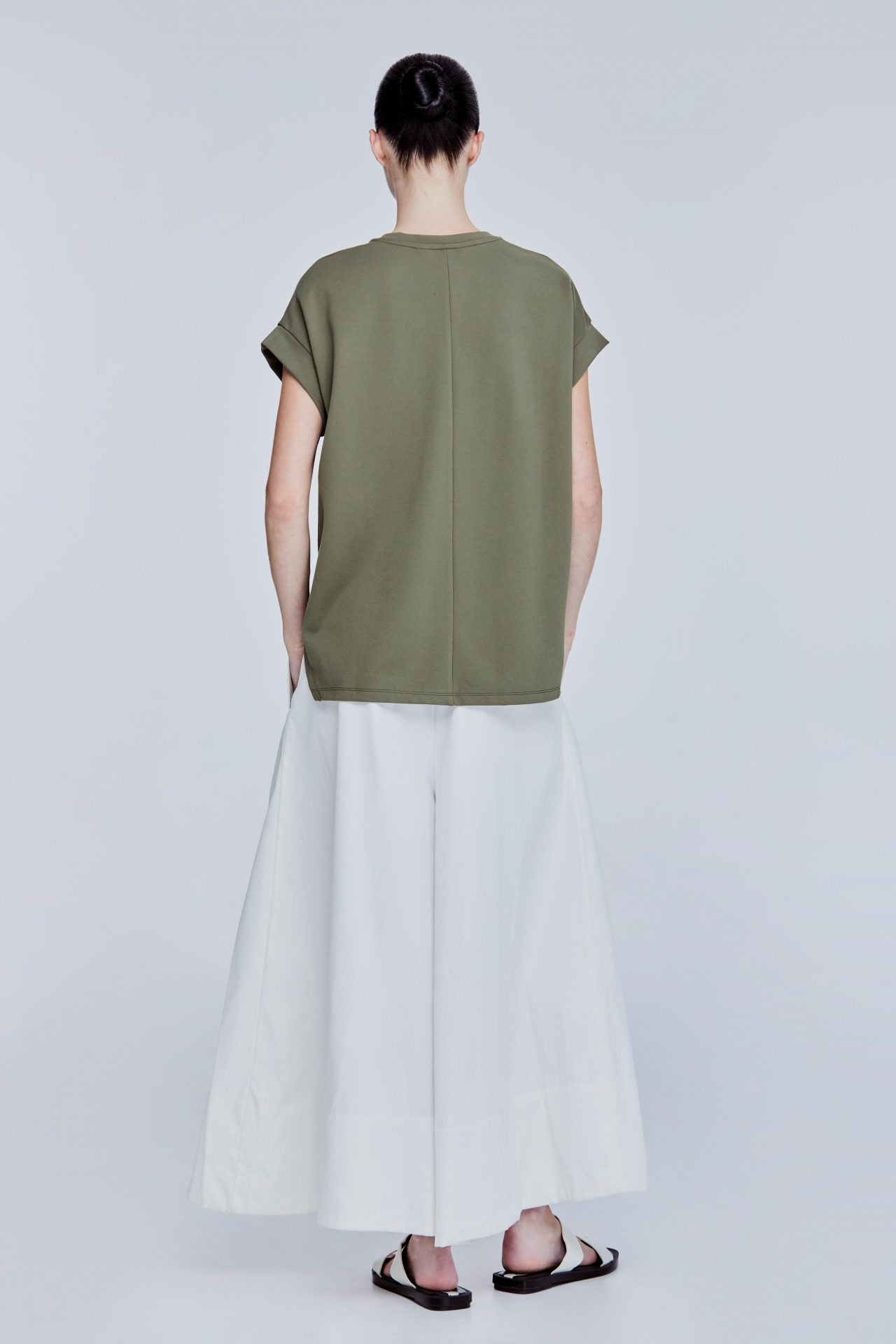 color:MOSS