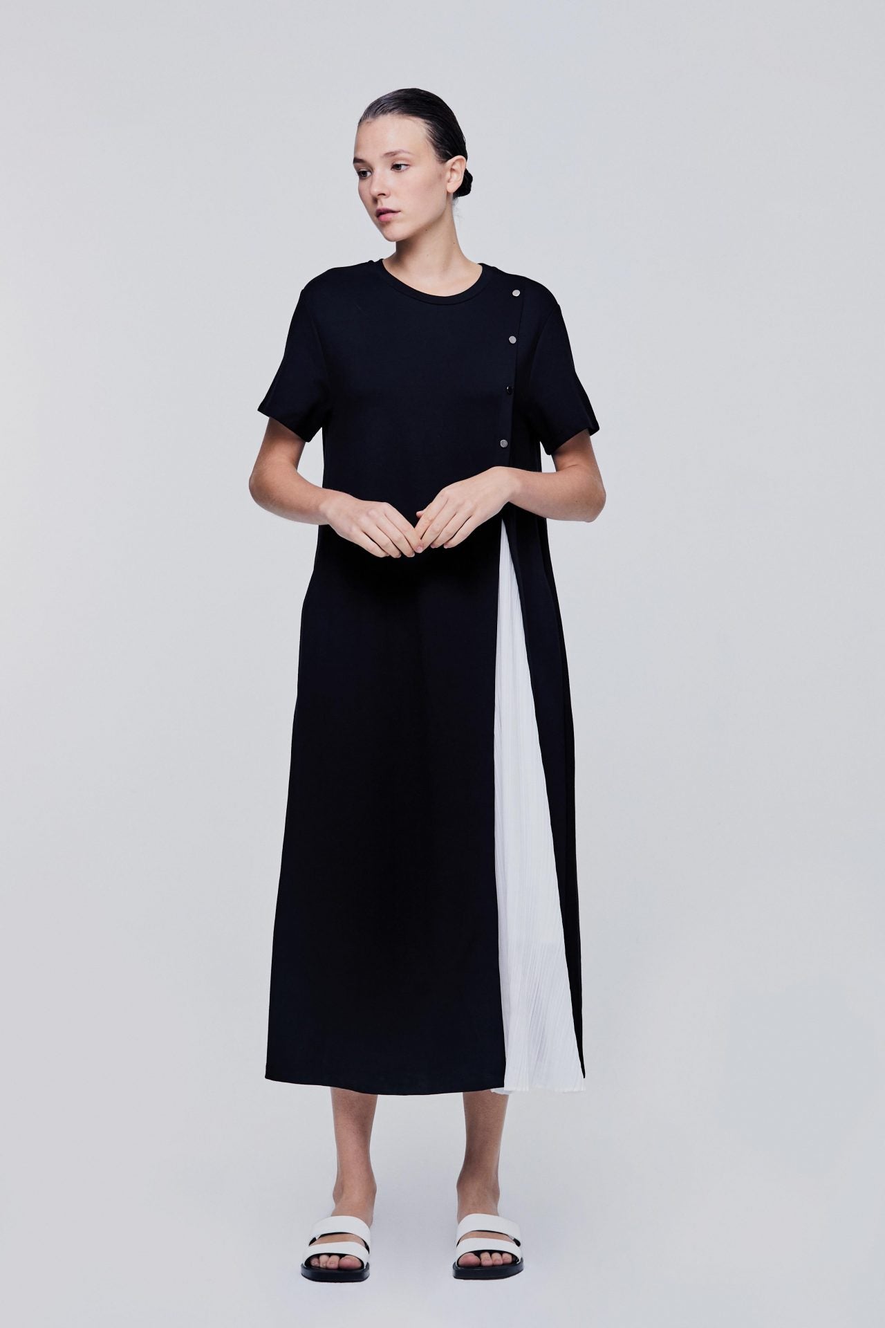 color:NOIR