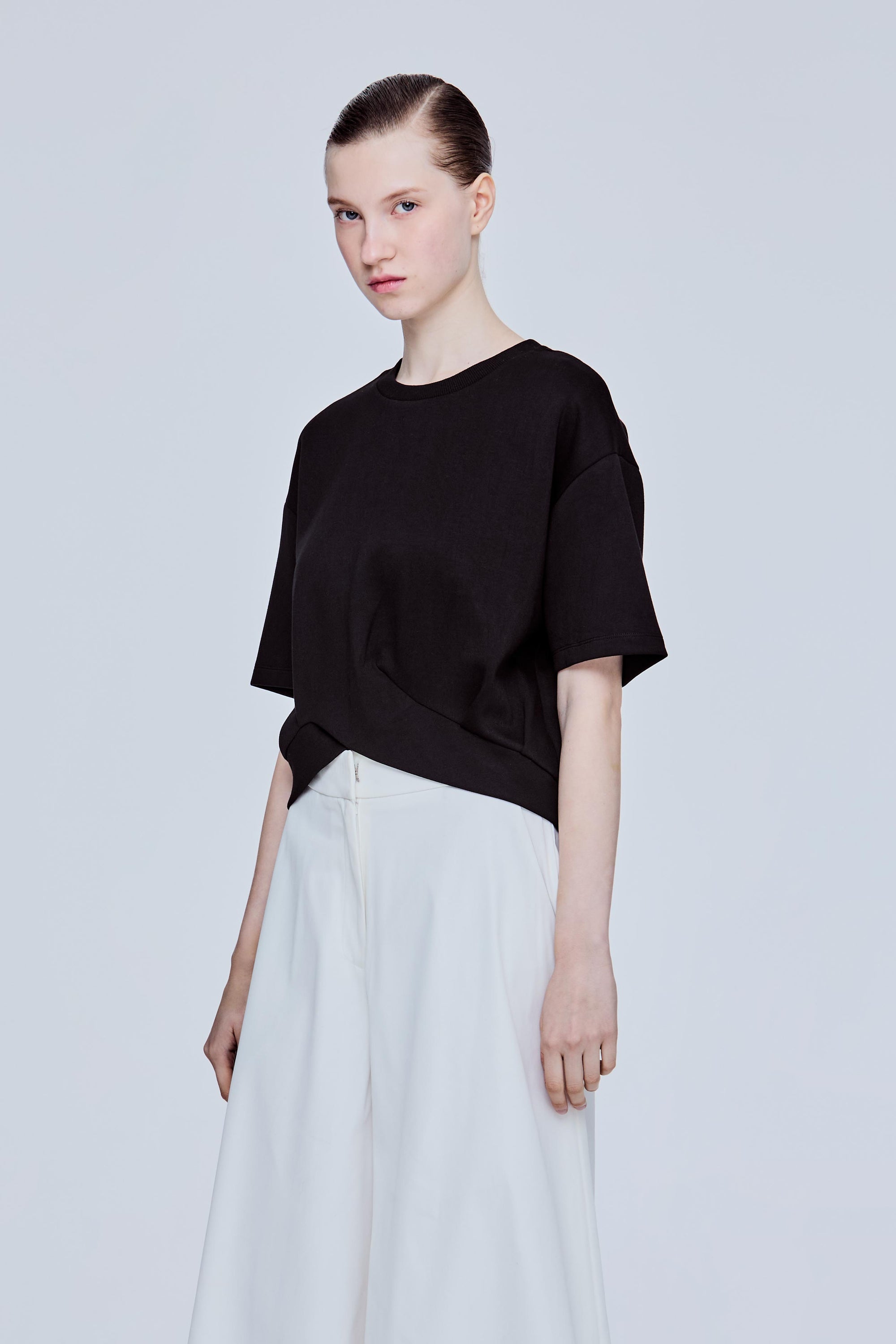 color:NOIR