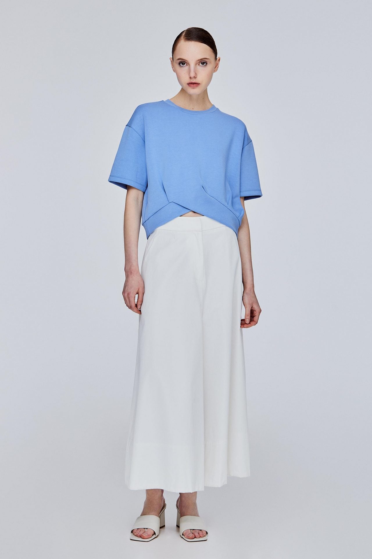 color:CORNFLOWER